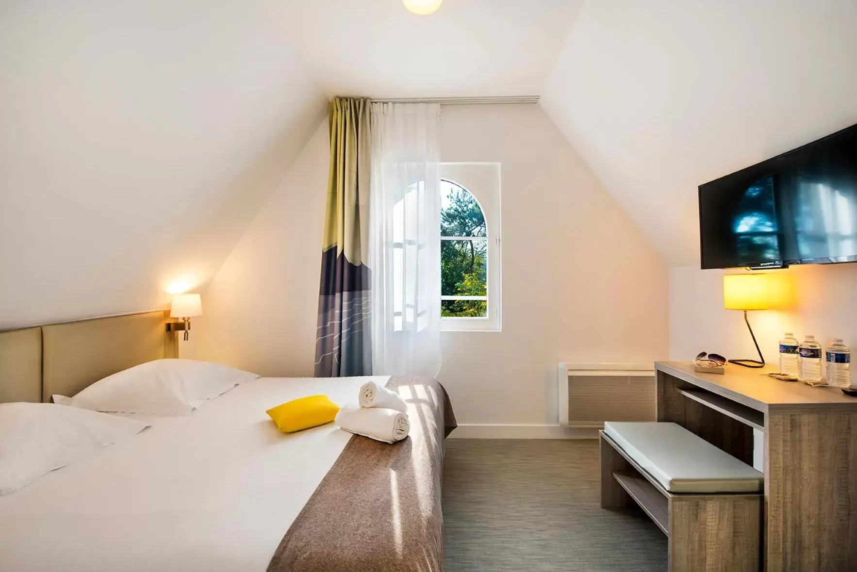 Comfort Triple Room with Shower in Villa Bettina Comfort Triple Room with Shower in Villa Bettina