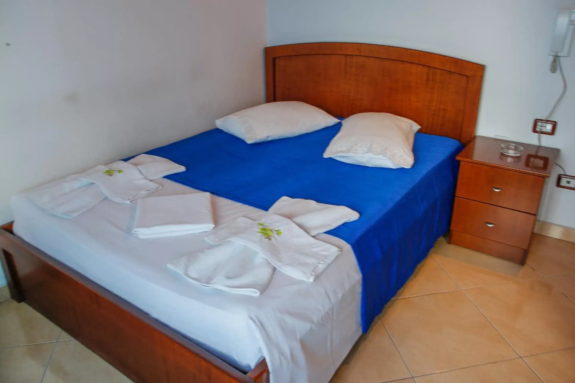 Double Room with Balcony in Hotel Shpella Double Room with Balcony in Hotel Shpella