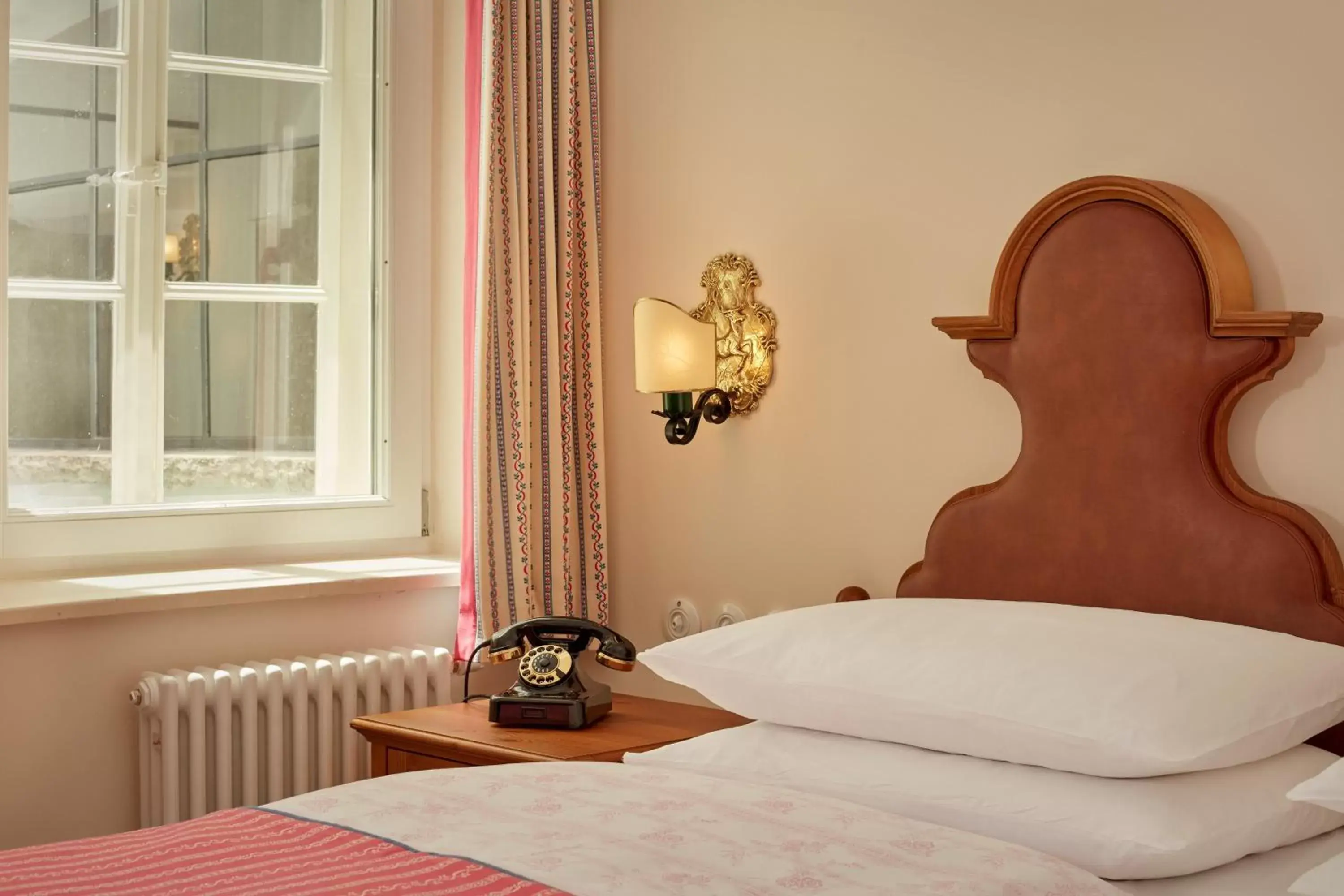 One Bedroom Suite, 1 Bedroom Suite, 1 King in Hotel Goldener Hirsch, A Luxury Collection Hotel, Salzburg One Bedroom Suite, 1 Bedroom Suite, 1 King in Hotel Goldener Hirsch, A Luxury Collection Hotel, Salzburg