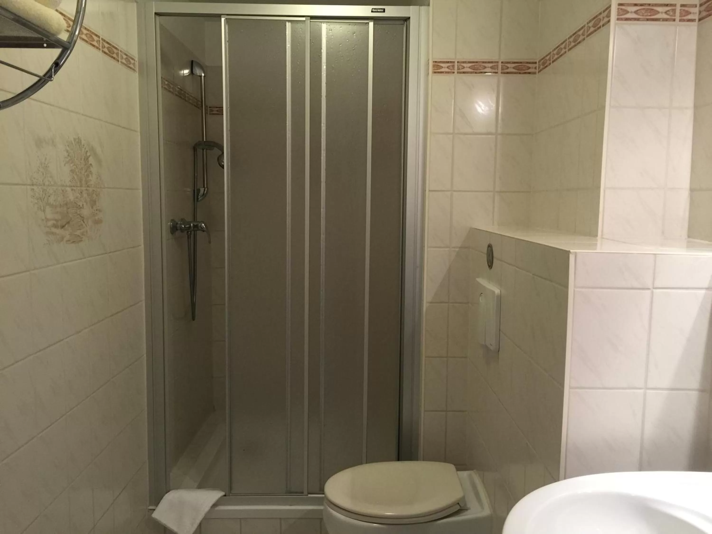 Bathroom in Pension Villa Else