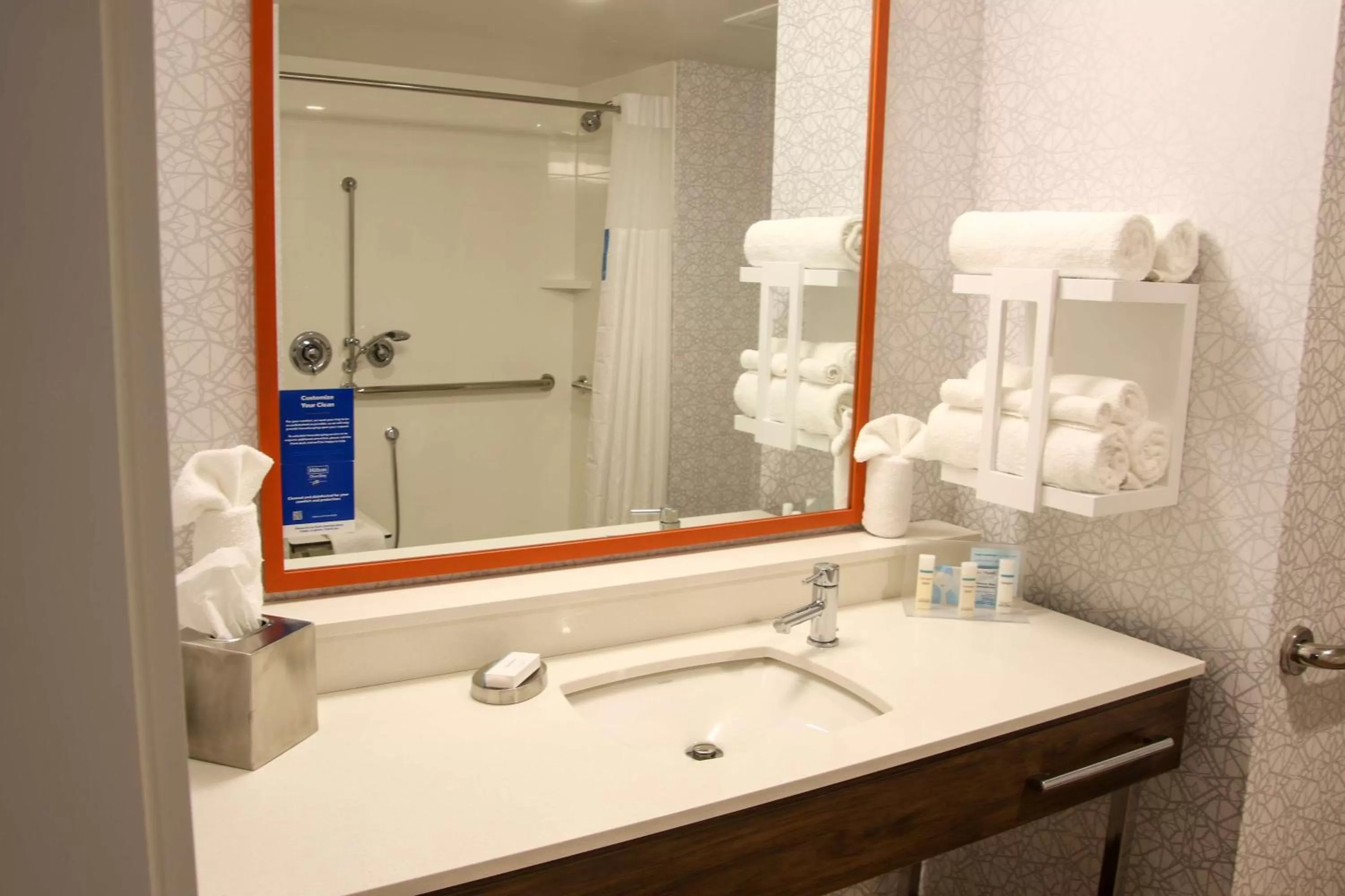 Bathroom in Hampton Inn & Suites Olean, Ny