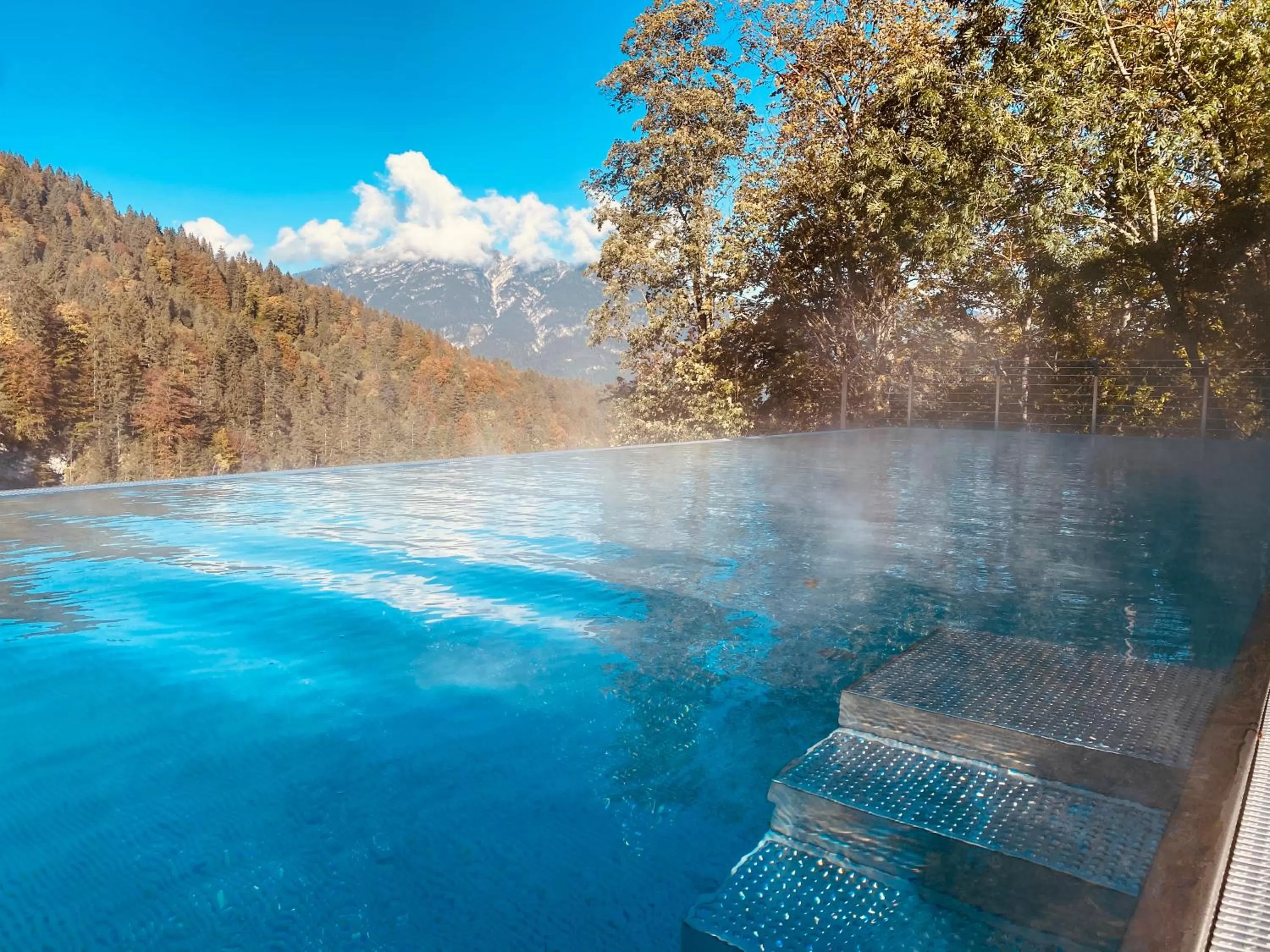 Swimming pool in Das Graseck - mountain hideaway & health care