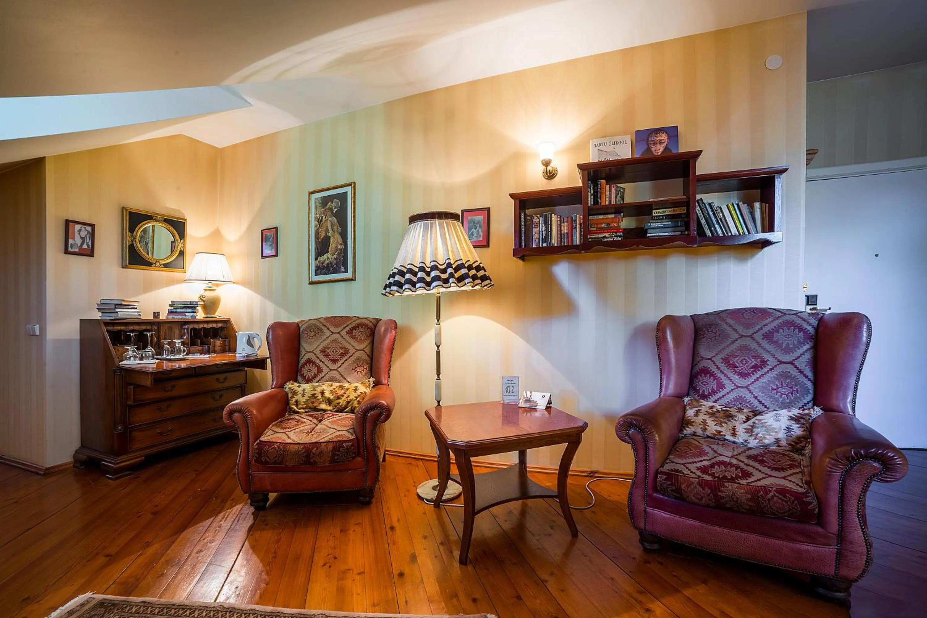 Seating area in Shakespeare Boutique Hotel