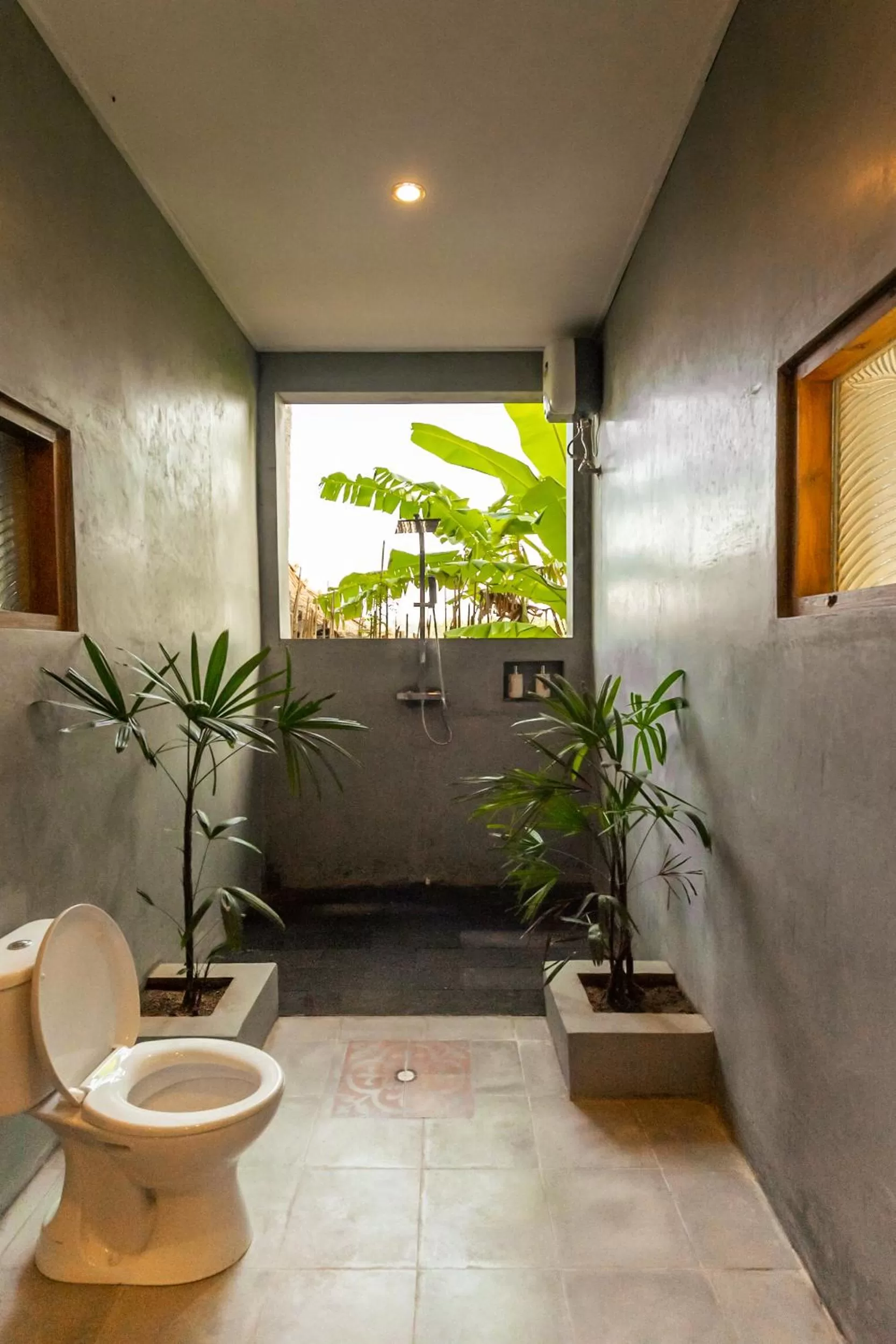 Bathroom in Tanah Damai Hotel