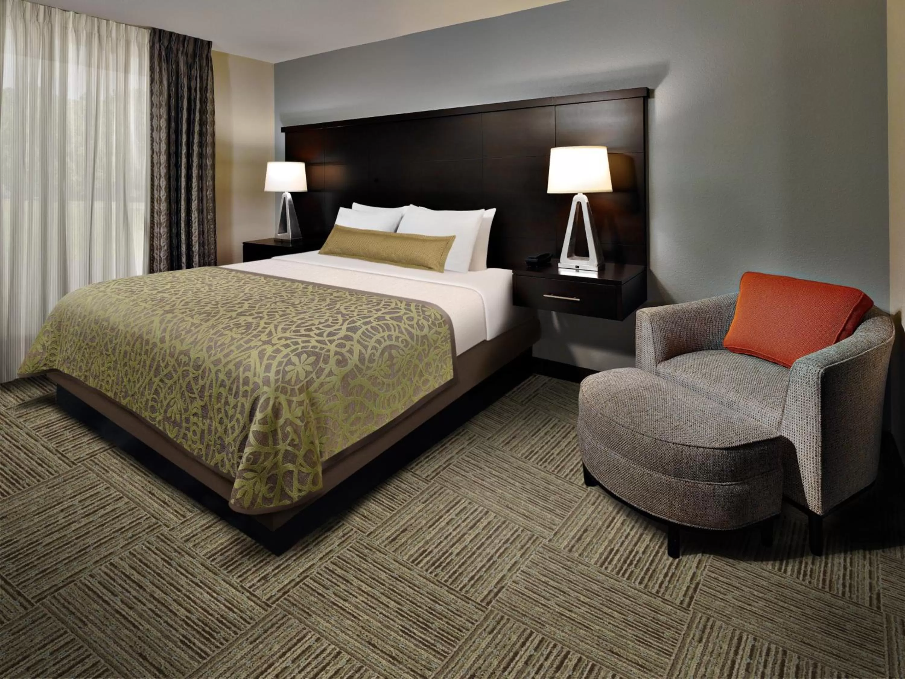 Queen Studio Suite - Hearing Accesible/ Non-Smoking in Staybridge Suites - Pittsburgh-Cranberry Township, an IHG Hotel