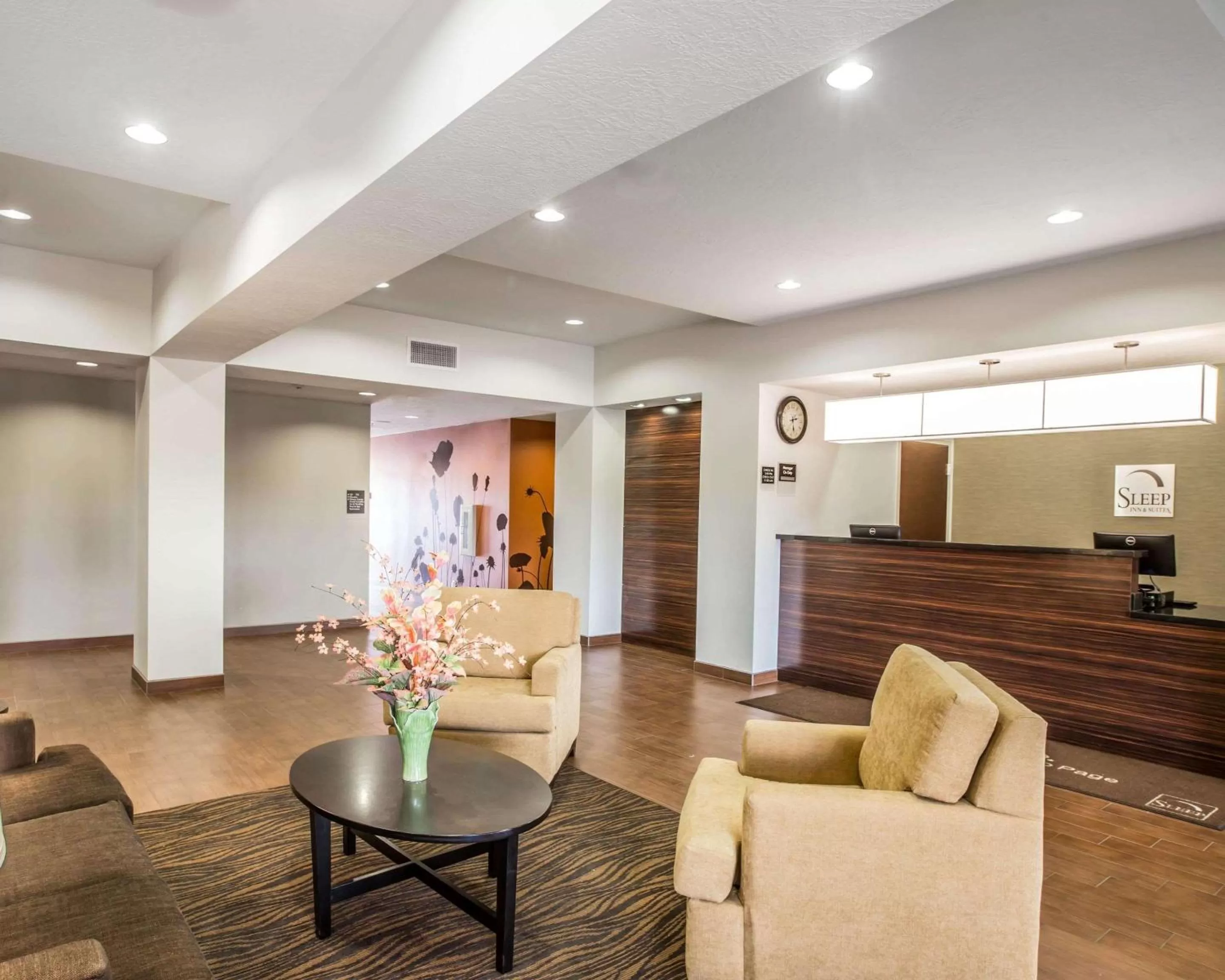 Lobby or reception in Sleep Inn & Suites Page at Lake Powell