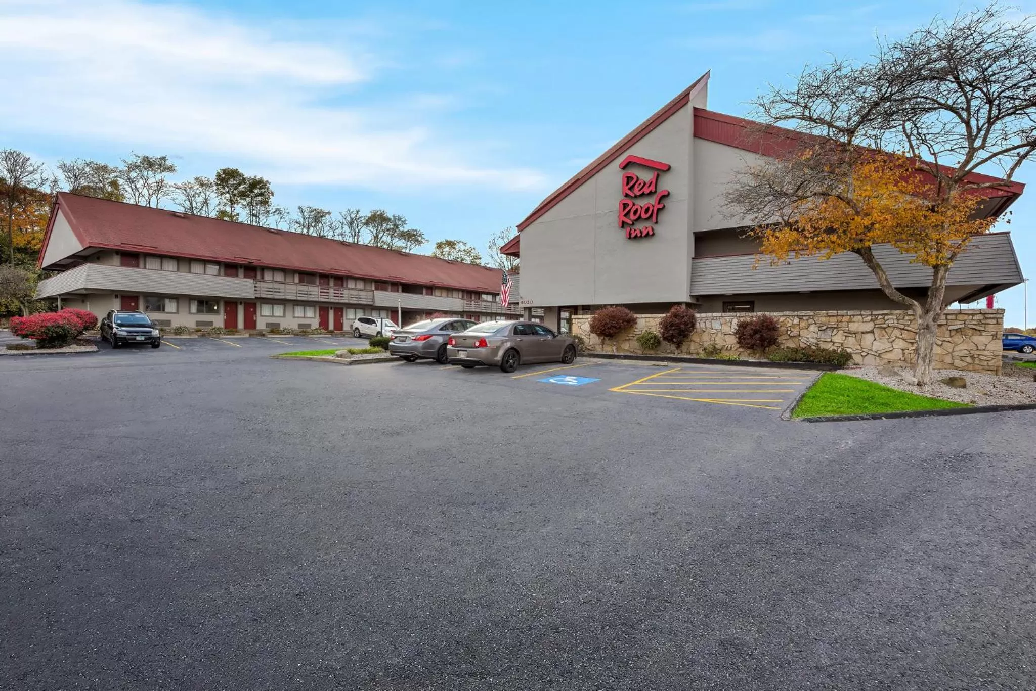 Property building in Red Roof Inn Cleveland - Independence