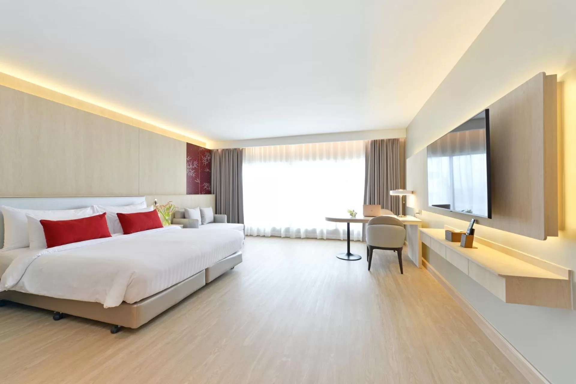 Bed in Centre Point Plus Hotel Pratunam