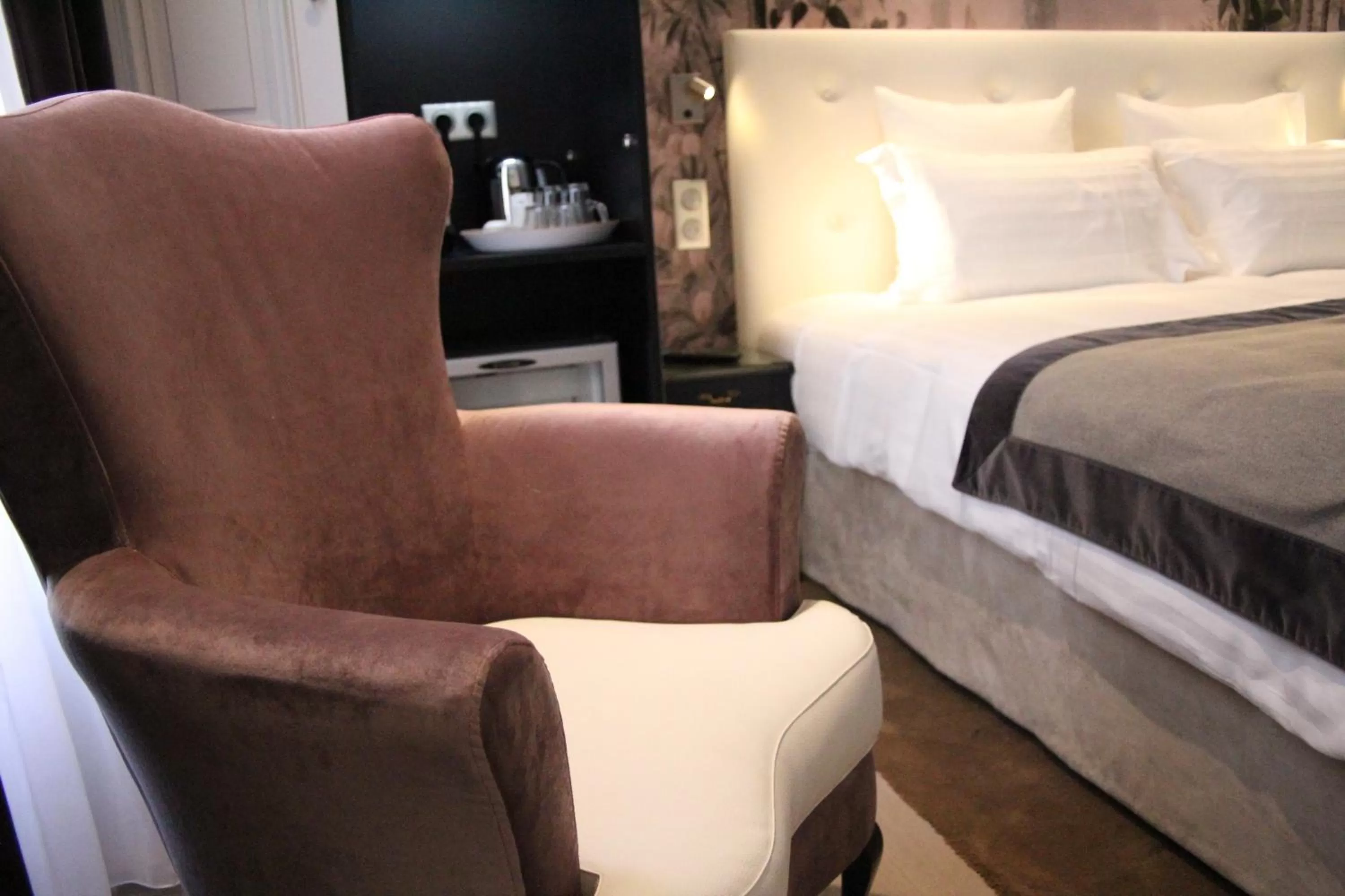 Seating area, Bed in Hotel Taylor