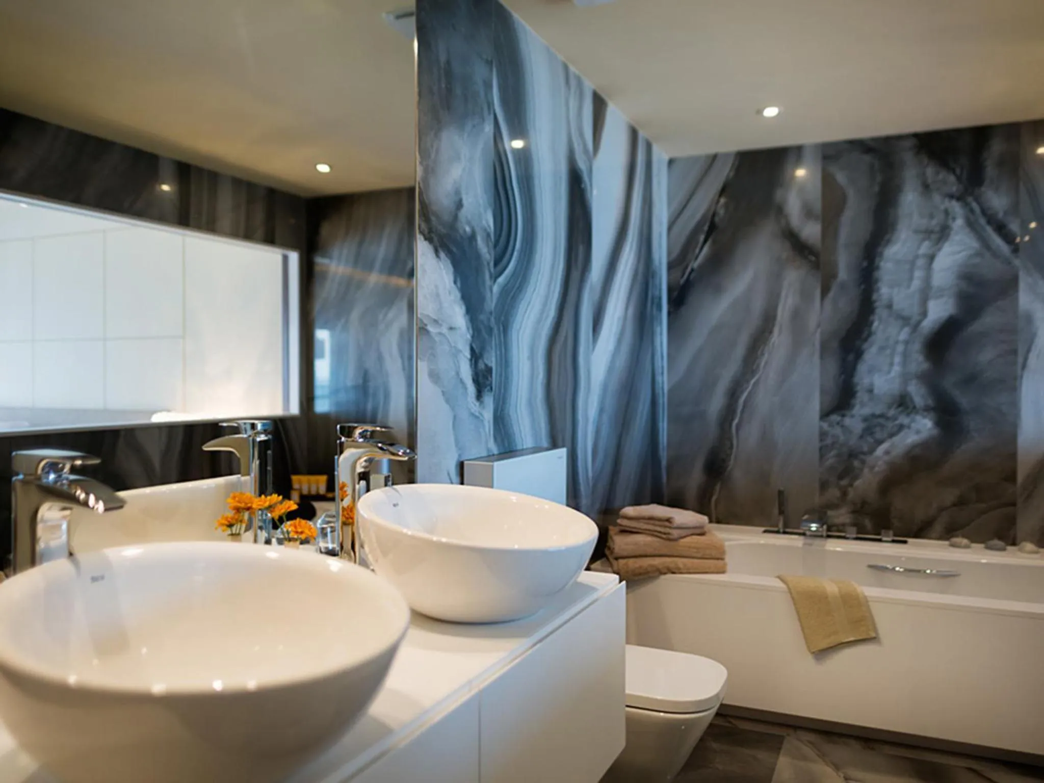 Toilet in Cosmopolita Hotel Boutique & Spa