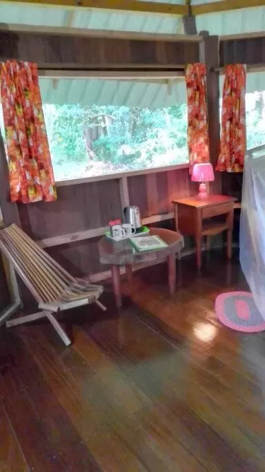 Seating area in Sun Creek Lodge