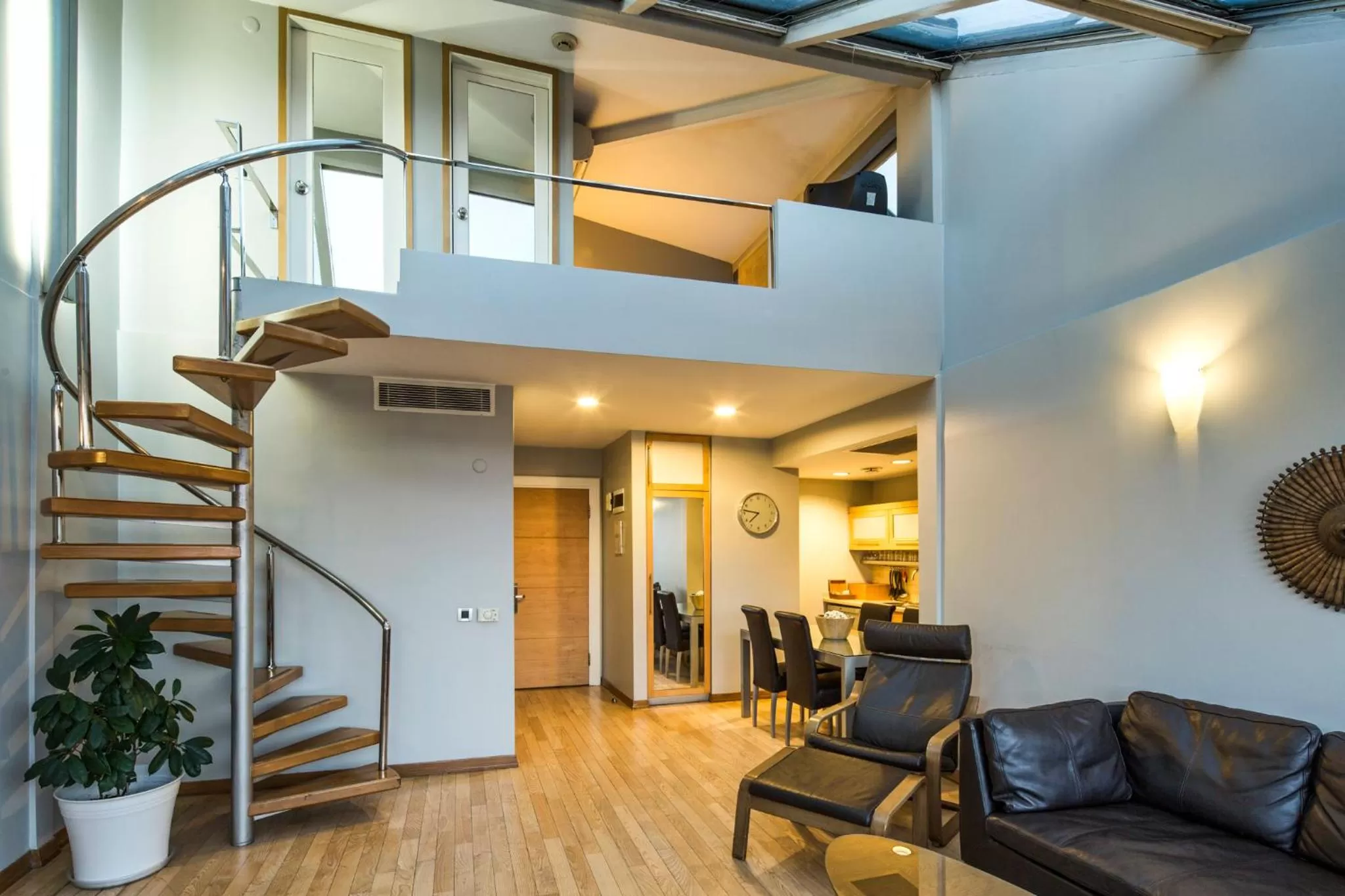 TV and multimedia in Taxim Suites Residences Istanbul