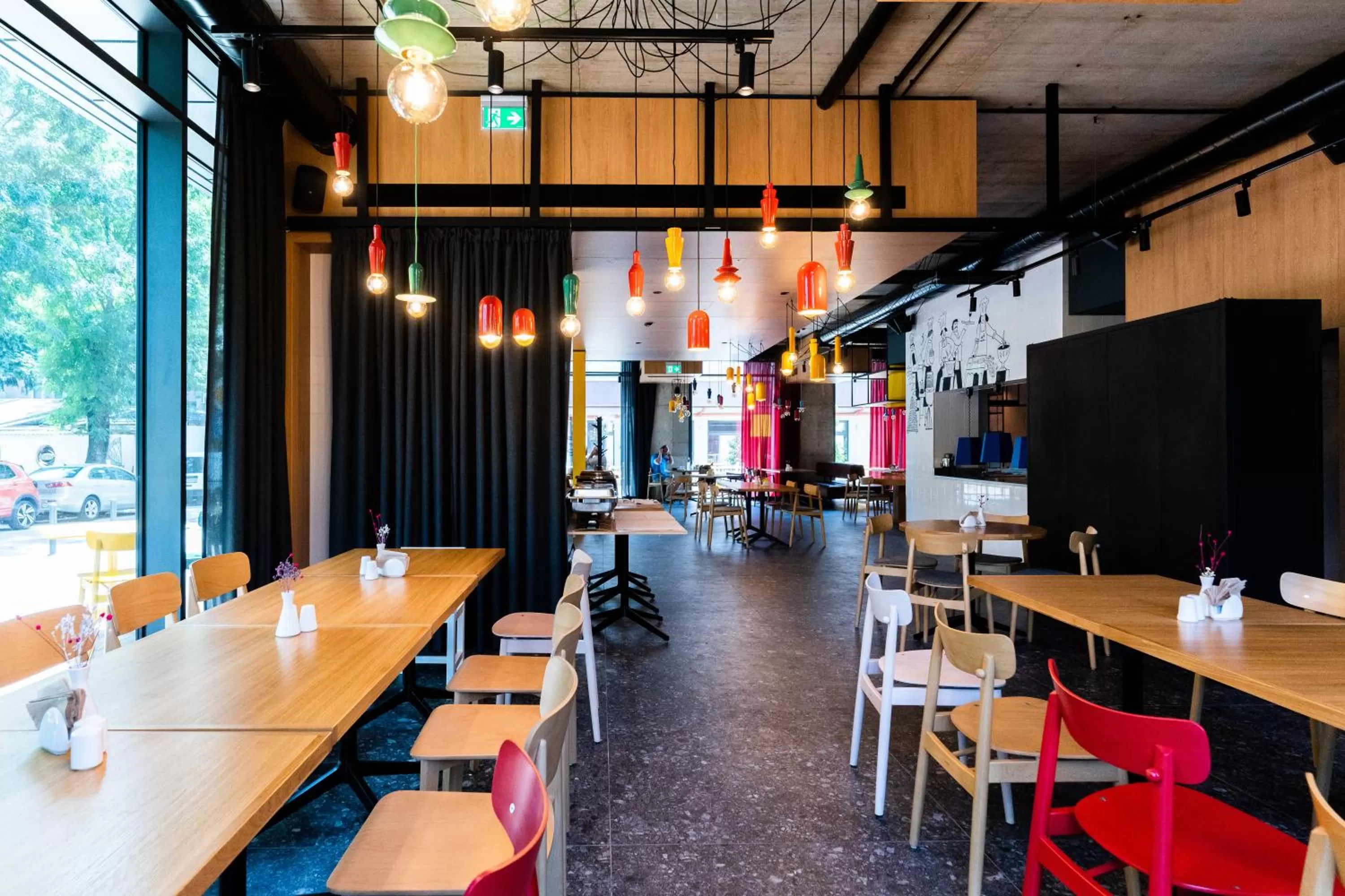 Restaurant/places to eat in Hotel Kitchen59