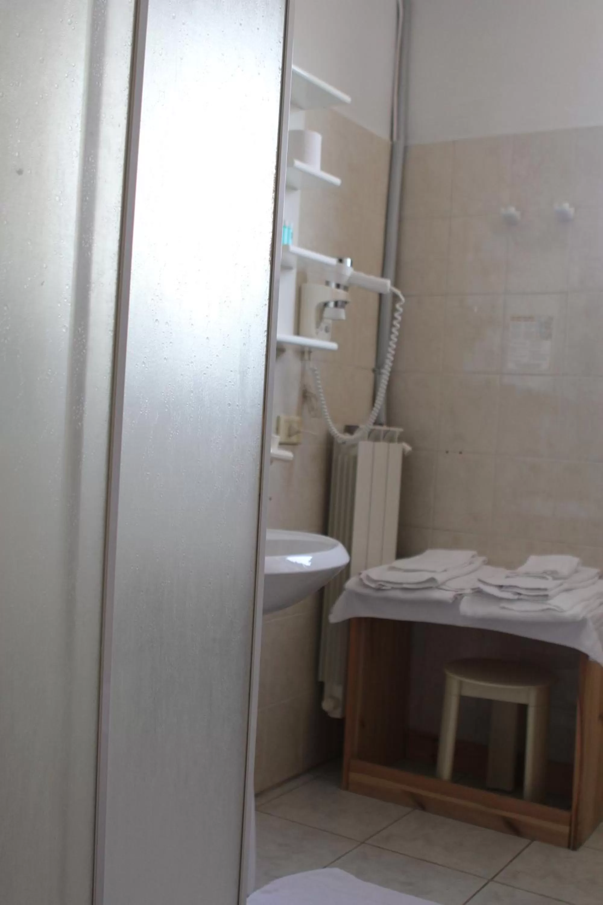 Bathroom in Ascot Lodging