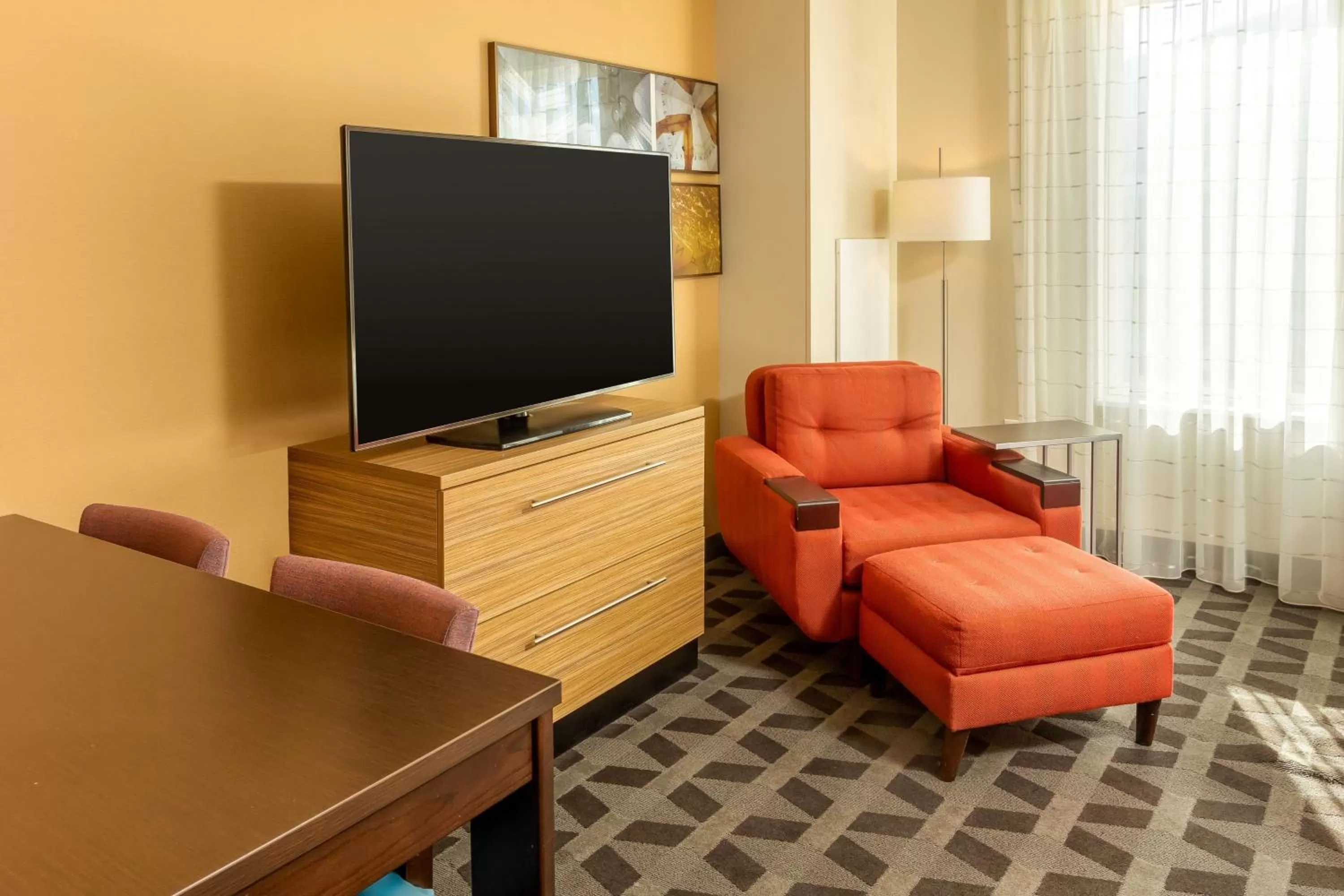 Living room in TownePlace Suites By Marriott Las Vegas Stadium District