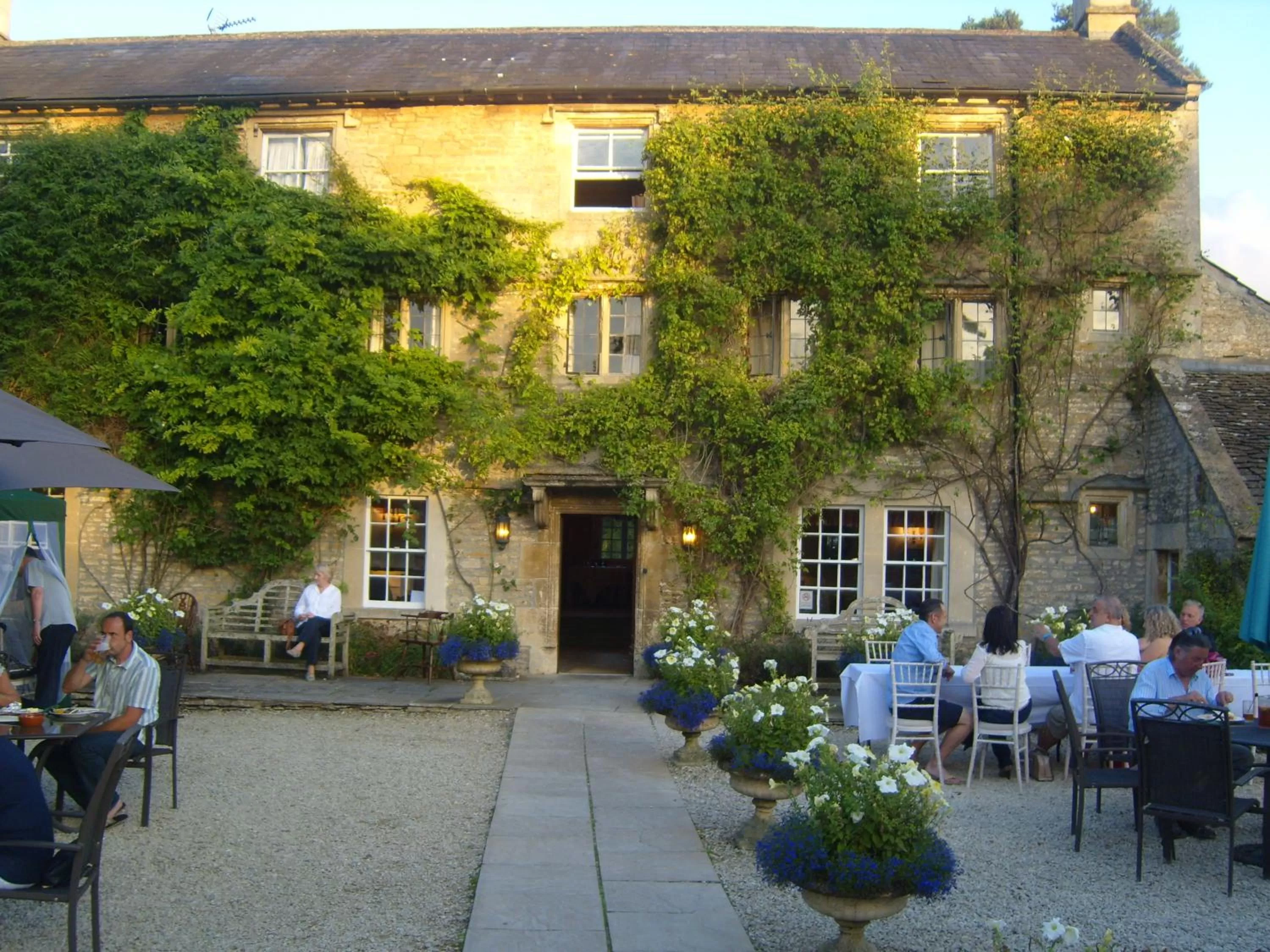 Property building in Guyers House Hotel and Restaurant
