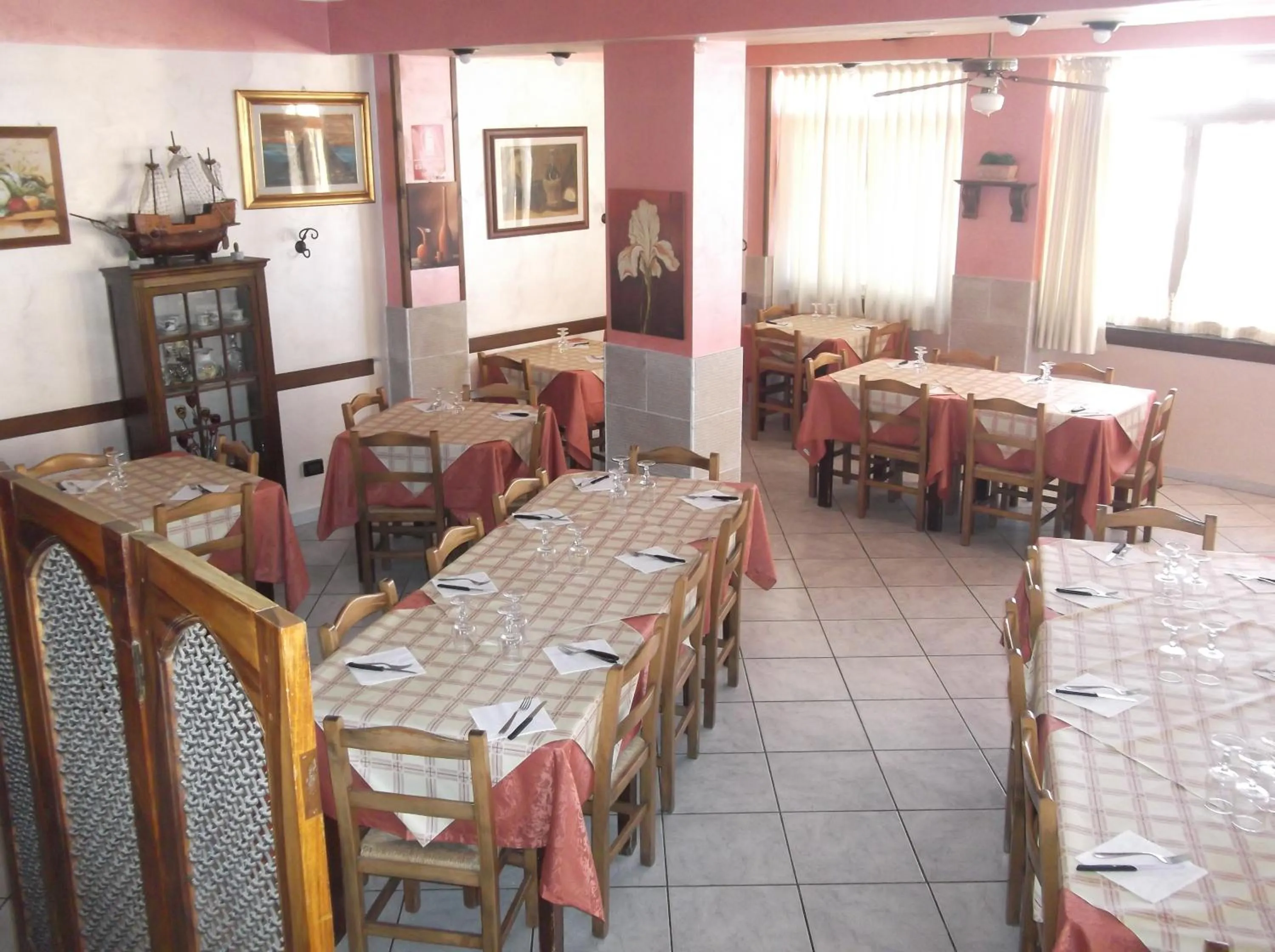 Restaurant/places to eat in Hotel Il Vulcano