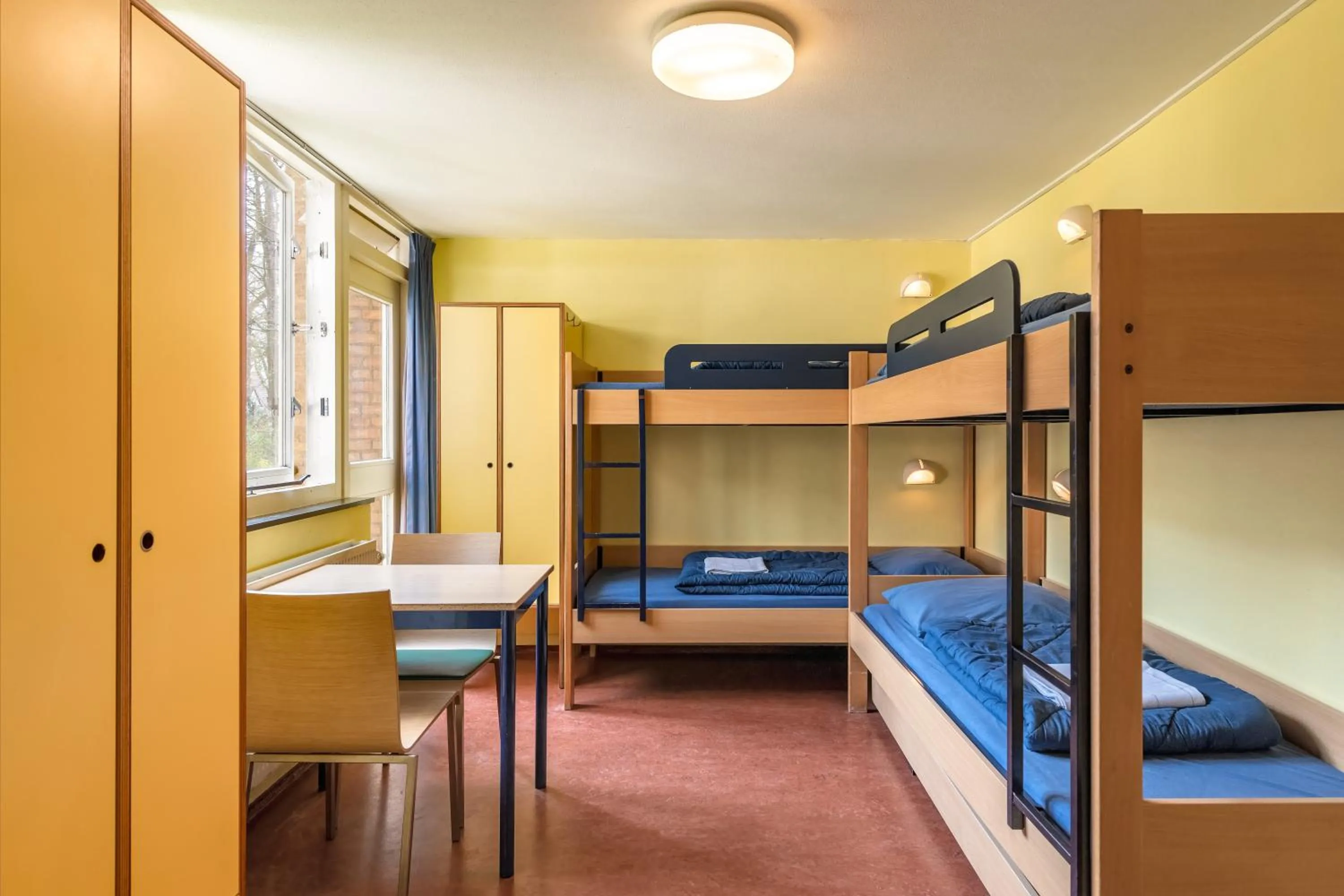 Bedroom, Bed in Stayokay Hostel Apeldoorn