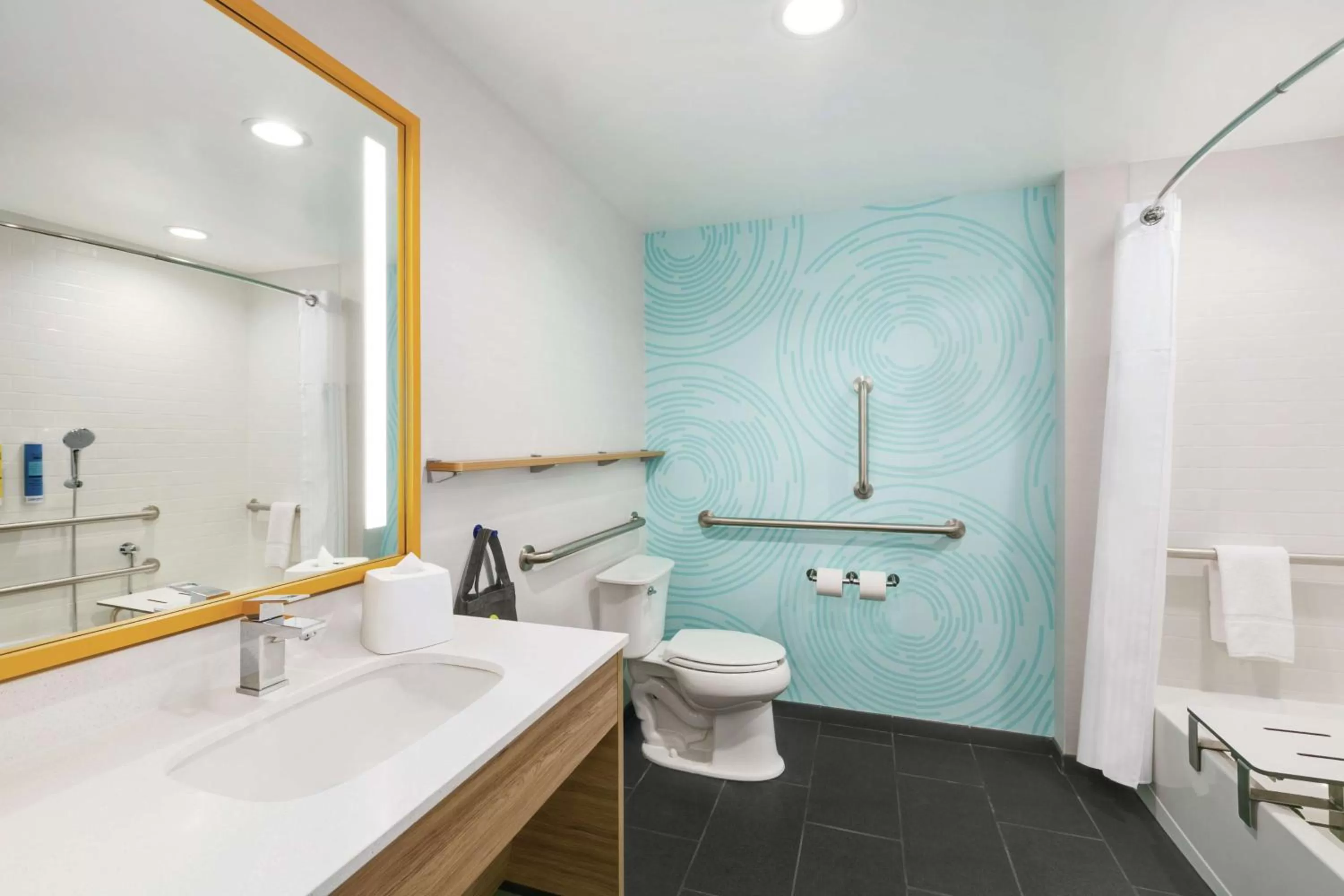 Bathroom in Tru By Hilton Williamsville Buffalo Airport