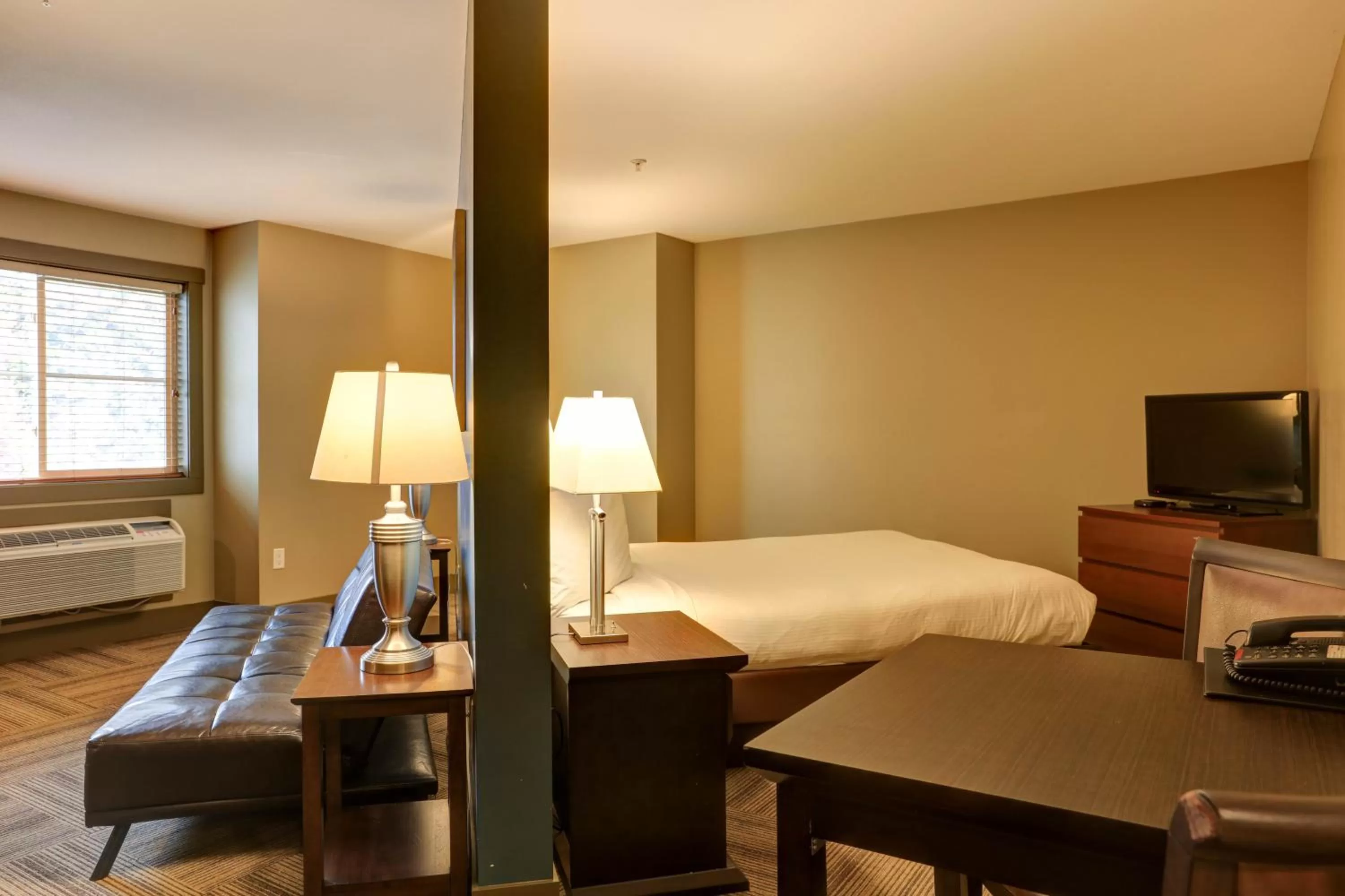 Bedroom, Bed in Vedder River Inn