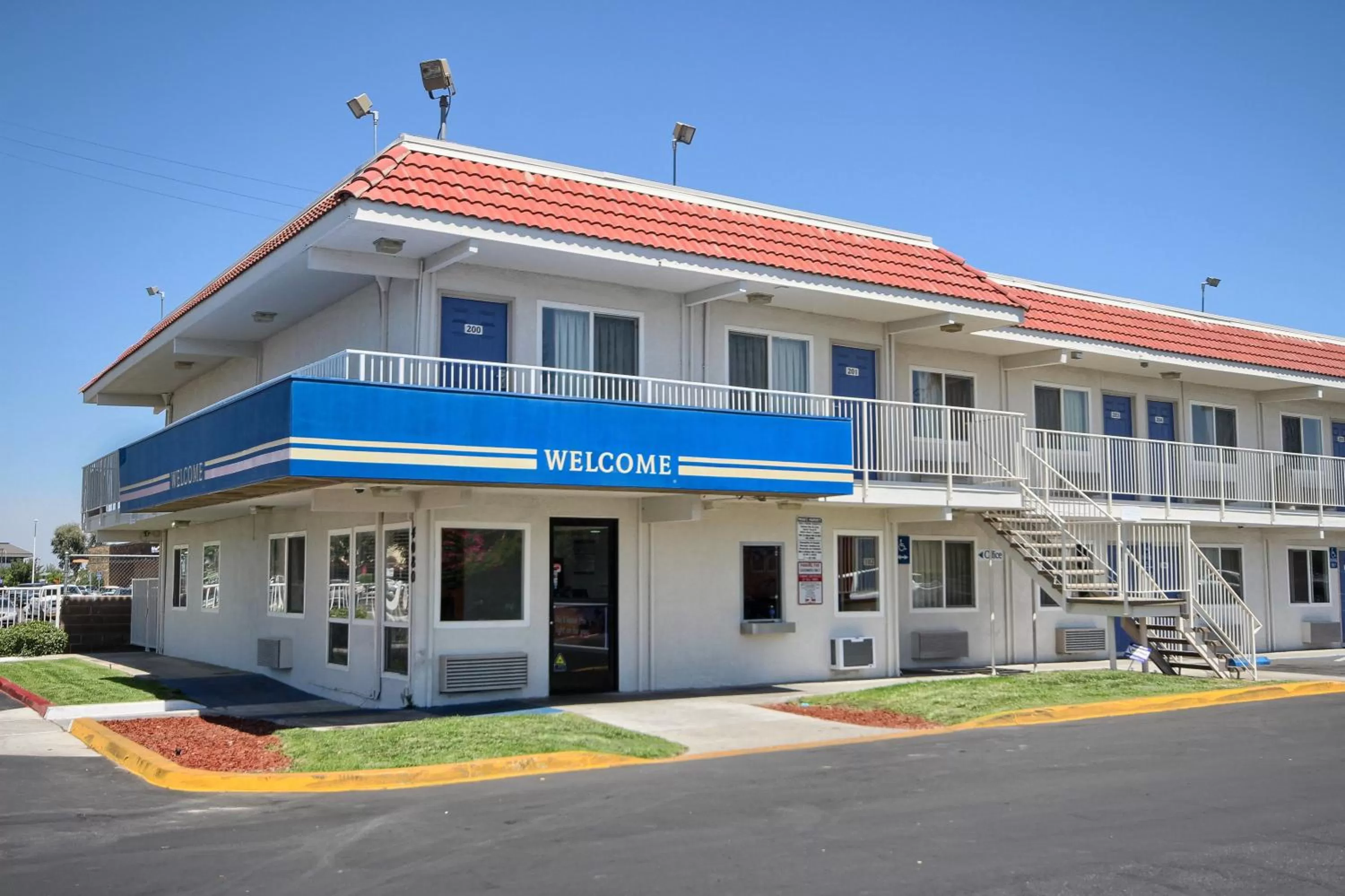 Property building in Motel 6-Fresno, CA - Blackstone South
