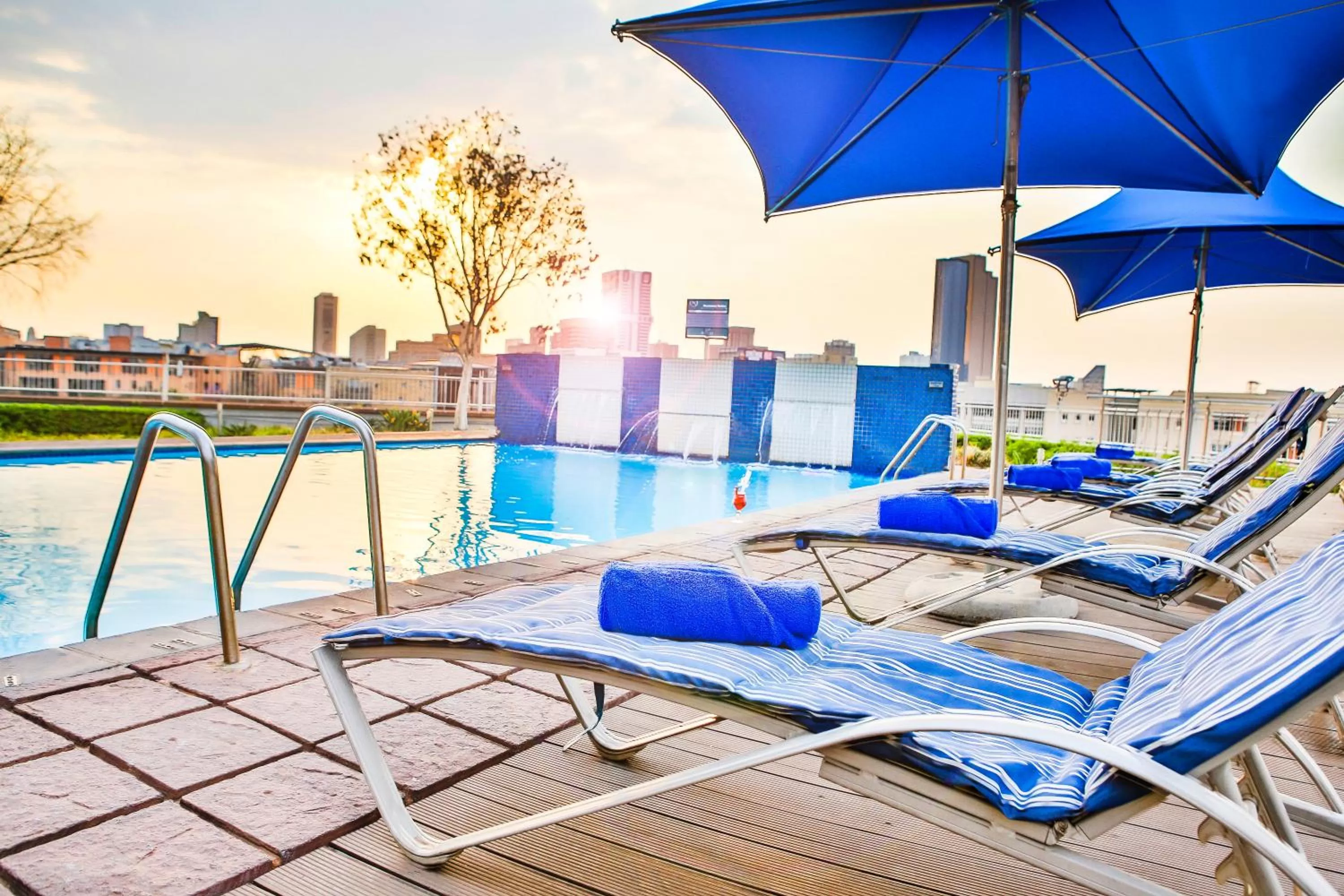 Swimming pool in RH Hotel & Apartments - Pretoria