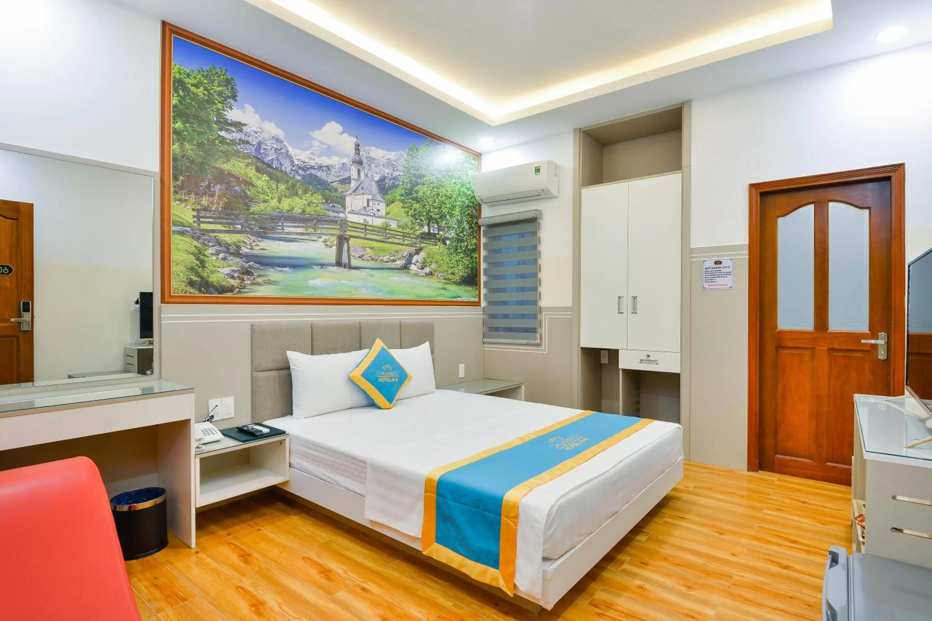 Bed in Love Hotel Airport