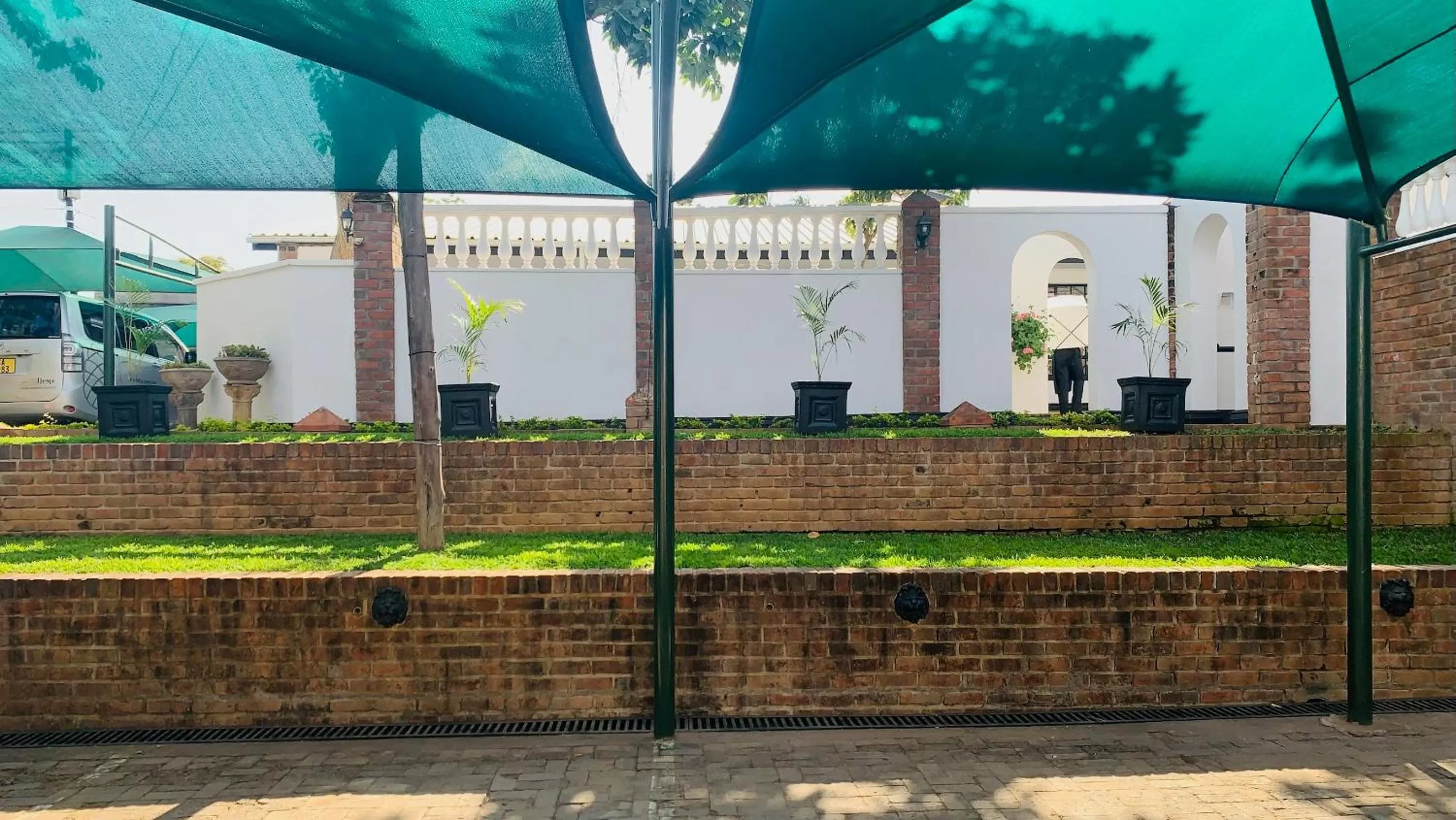 The Leslie - Bed & Breakfast