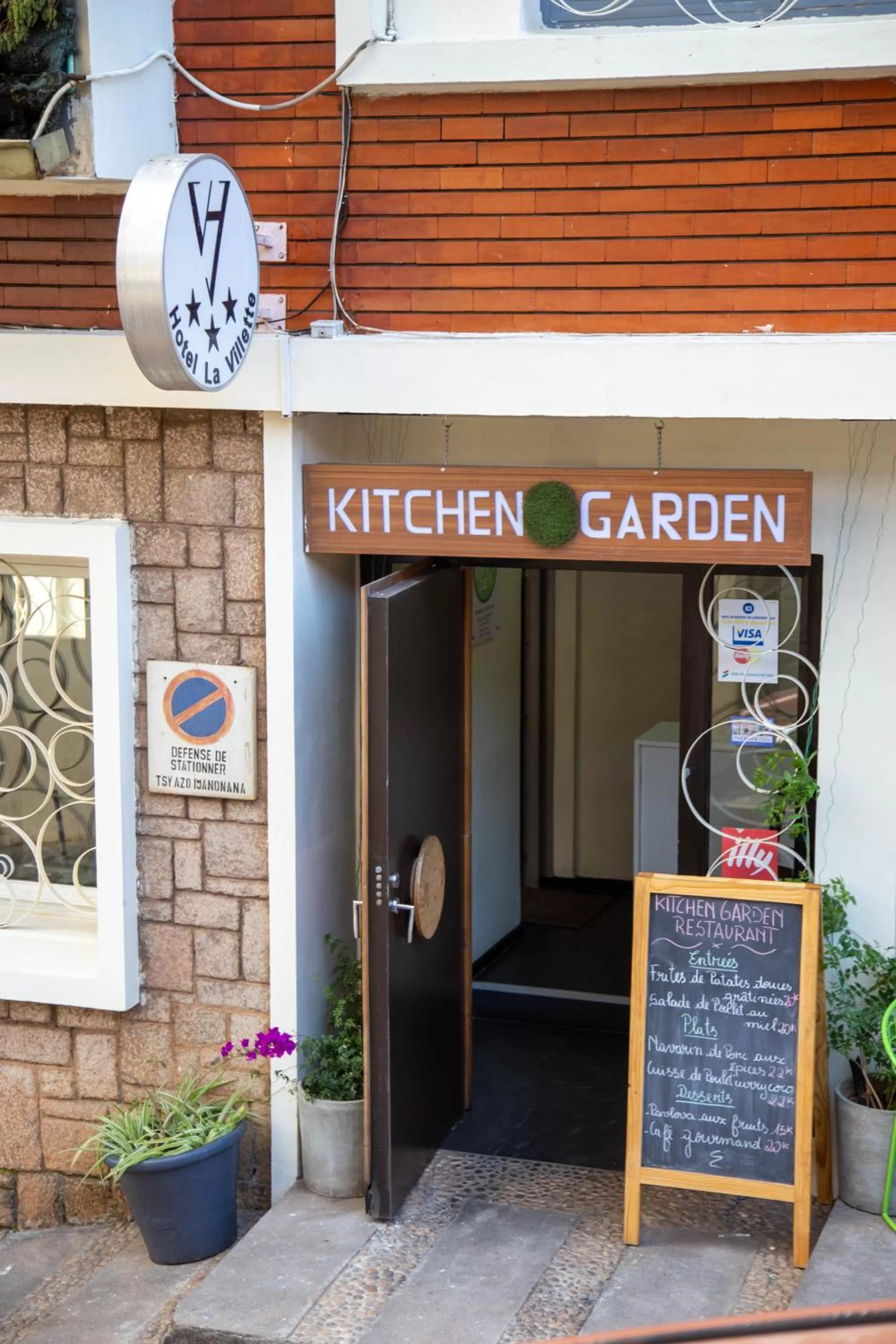 Property building in Hotel La Villette