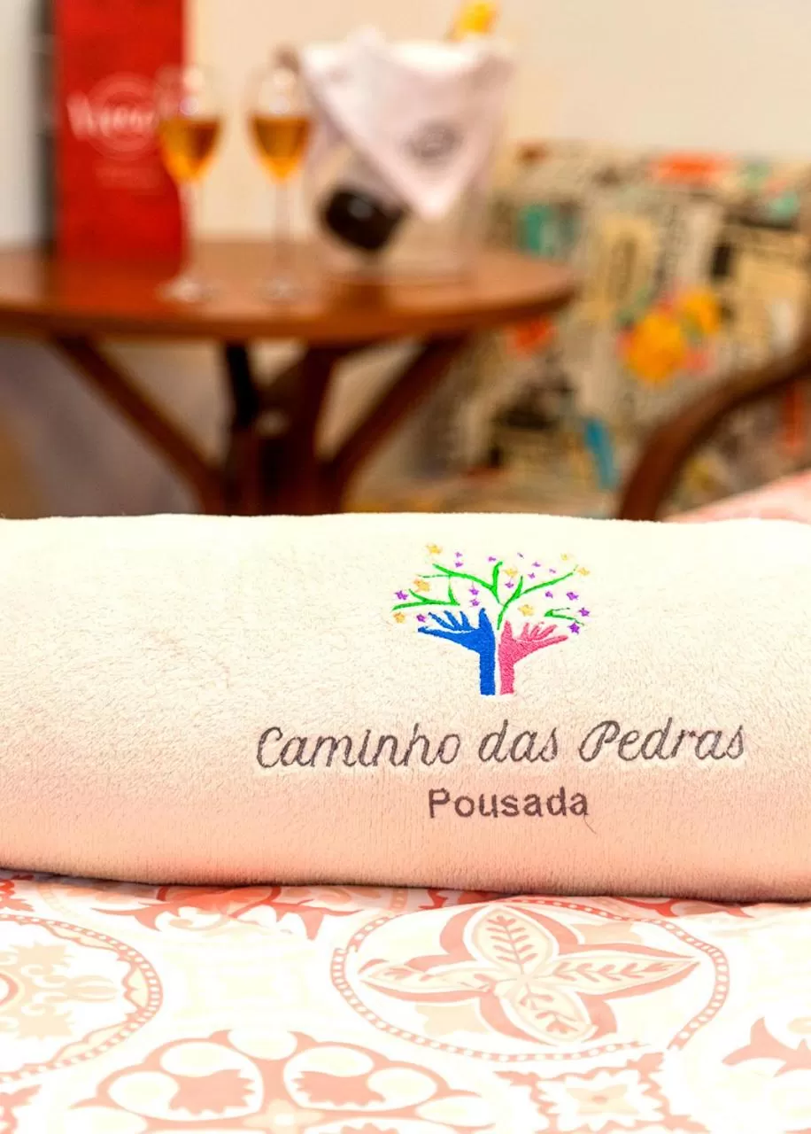Logo/Certificate/Sign in Caminho das Pedras Pousada de Charme