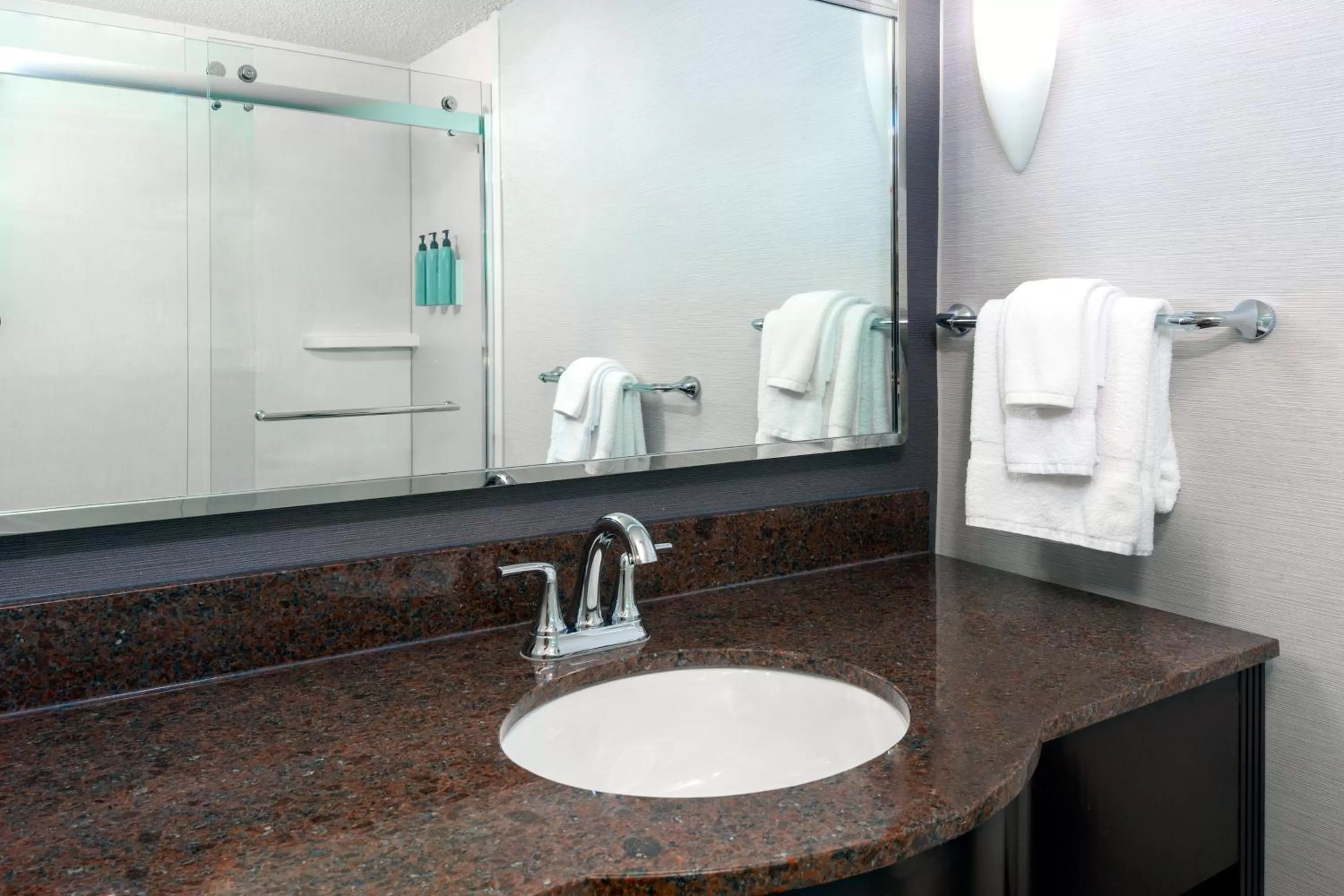 Photo of the whole room in Courtyard by Marriott Sarasota at University Town Center