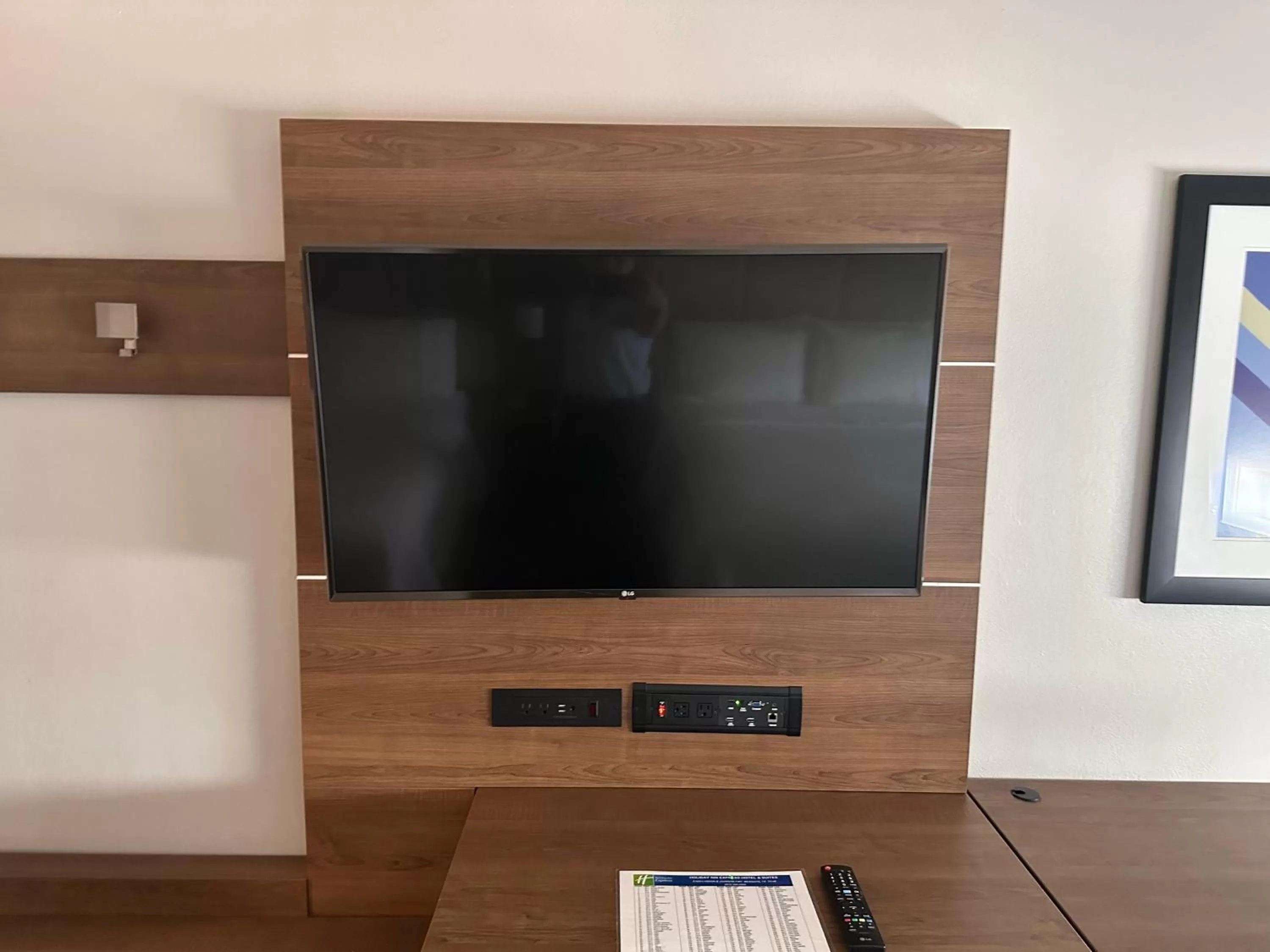 TV and multimedia, TV/Entertainment Center in Holiday Inn Express Hotel and Suites Mesquite, an IHG Hotel