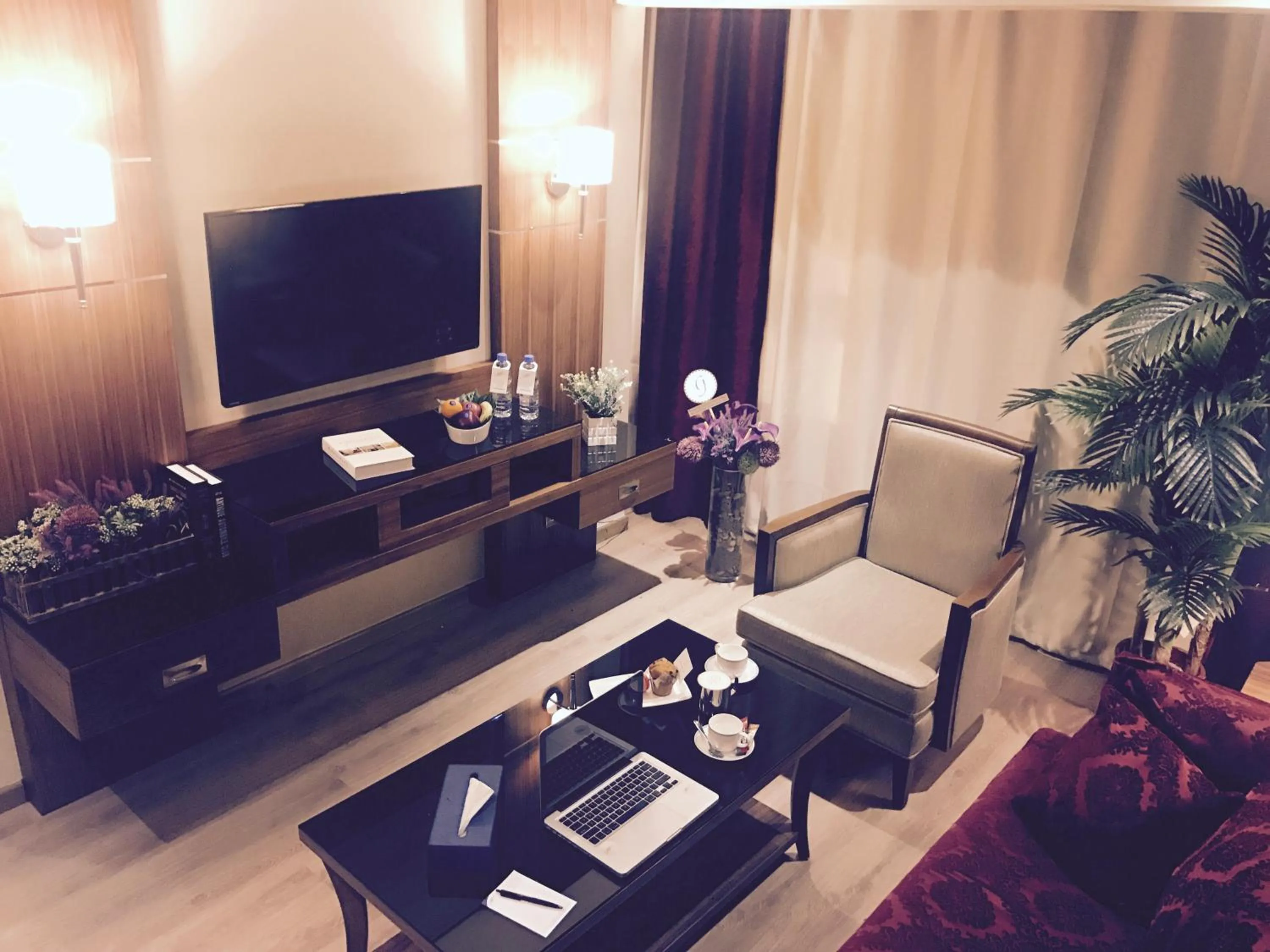 Photo of the whole room in Gems Hotel