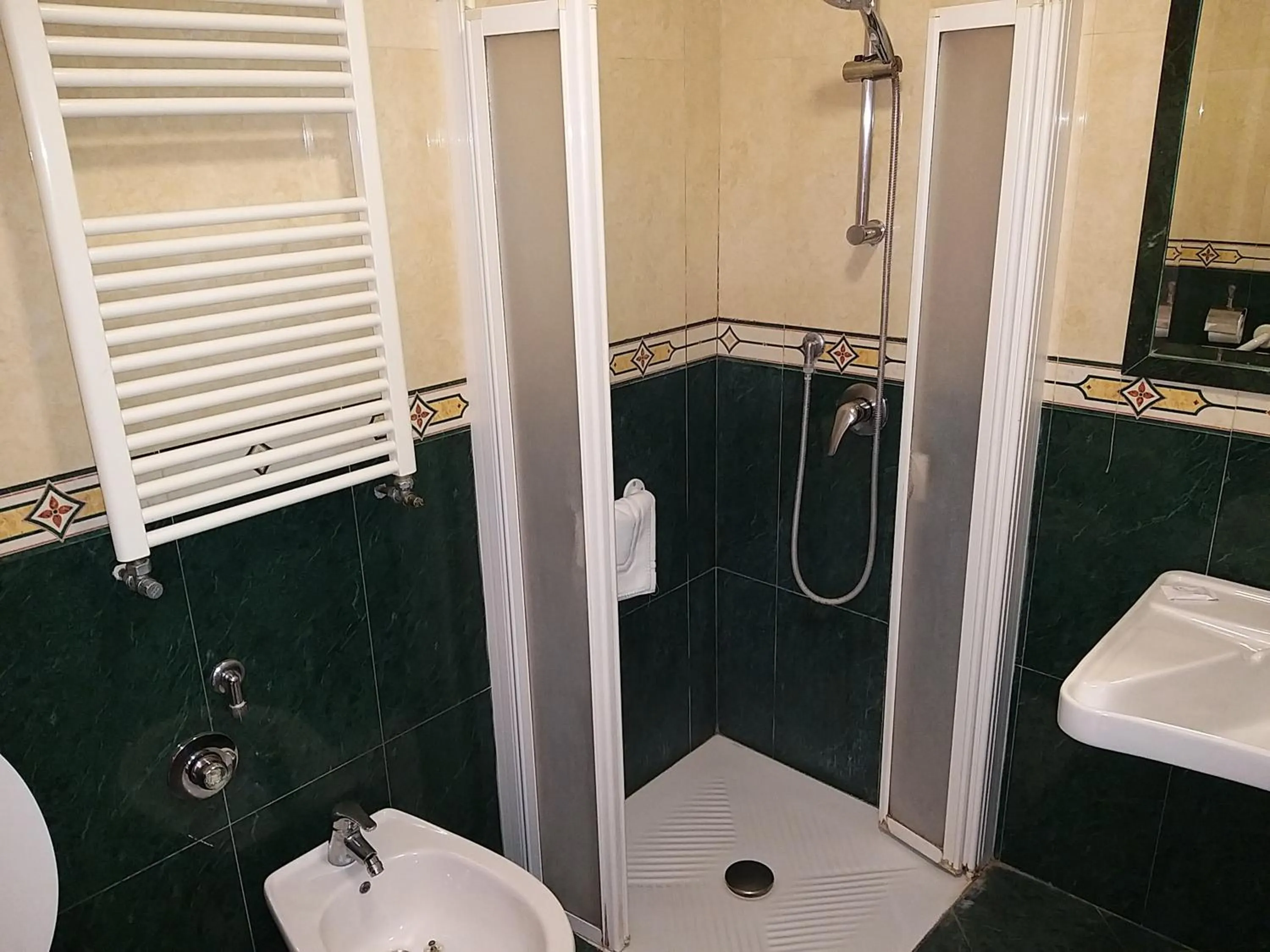 Bathroom in Hotel Mirage