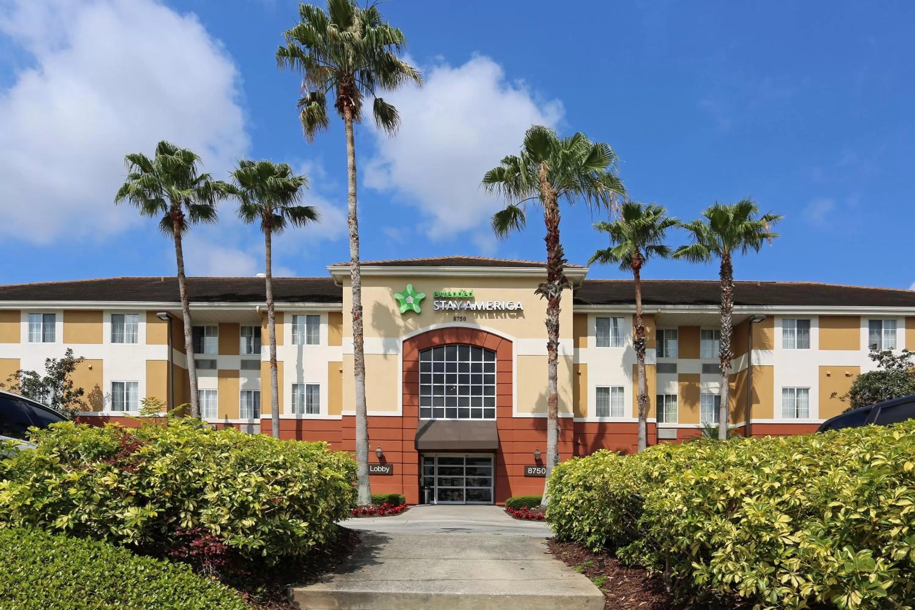 Facade/entrance in Extended Stay America Suites - Orlando - Convention Center - Universal Blvd