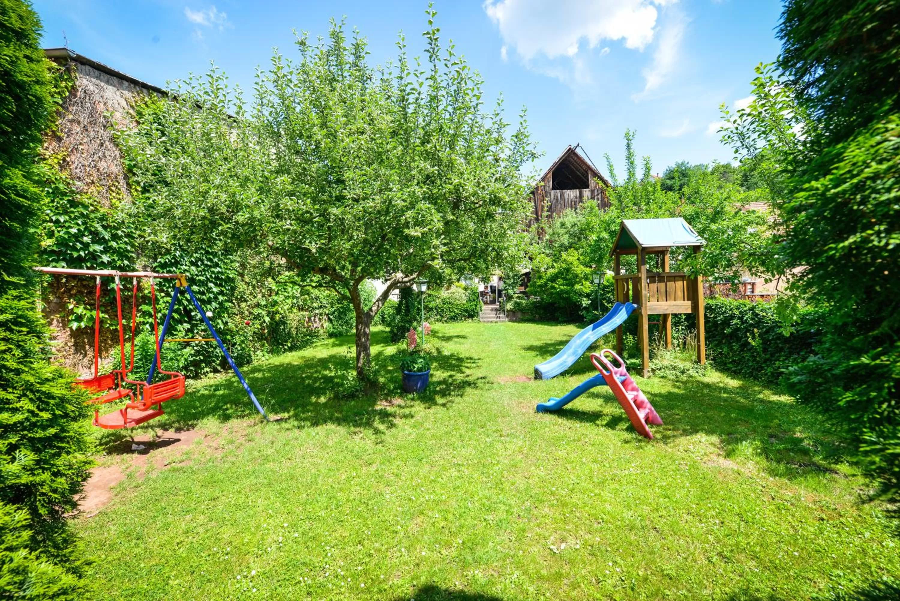 Area and facilities, Children's Play Area in Landgasthaus & Hotel zur Krone