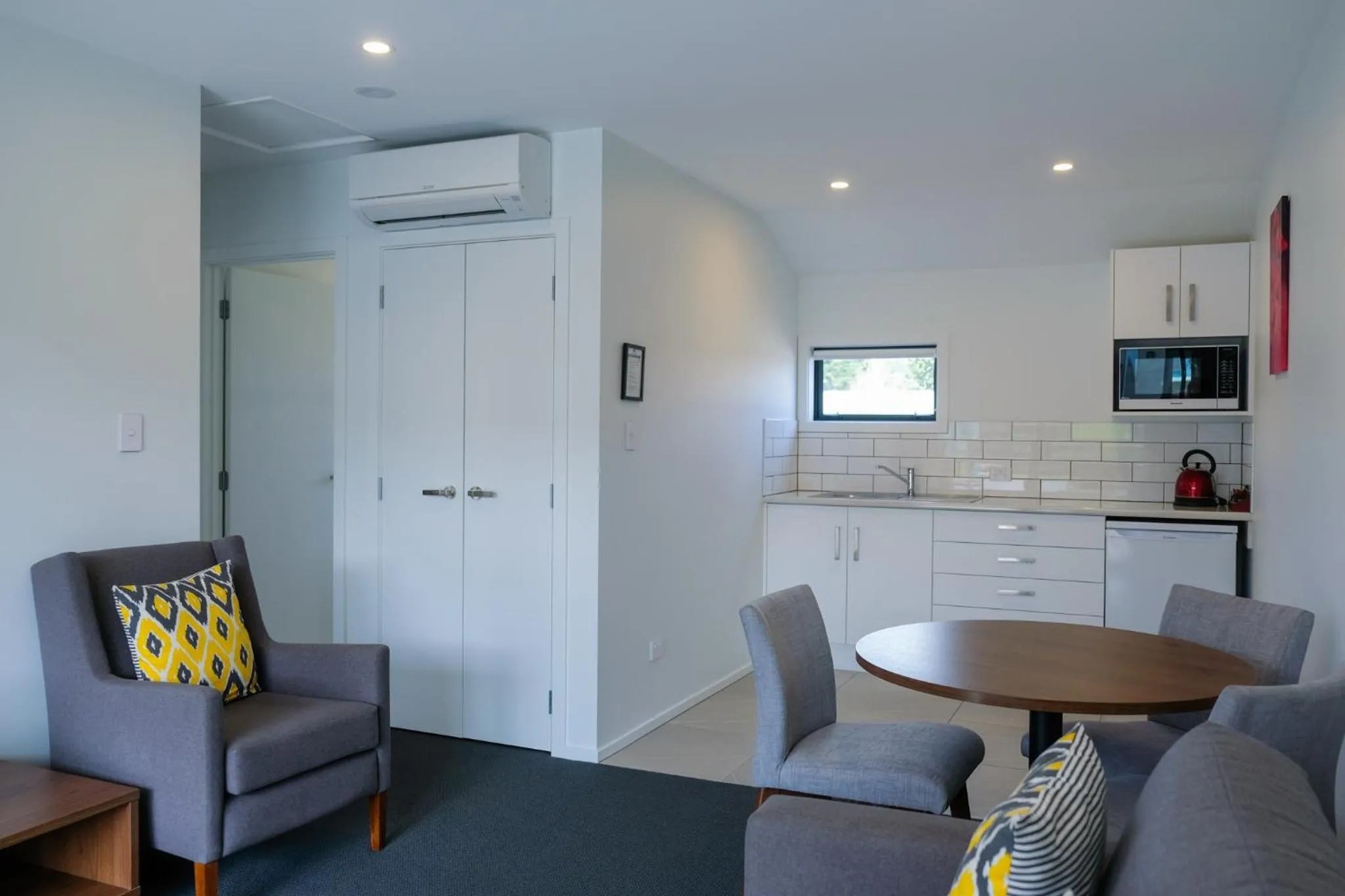 Large Family Apartment in ASURE Central Gold Motel Cromwell