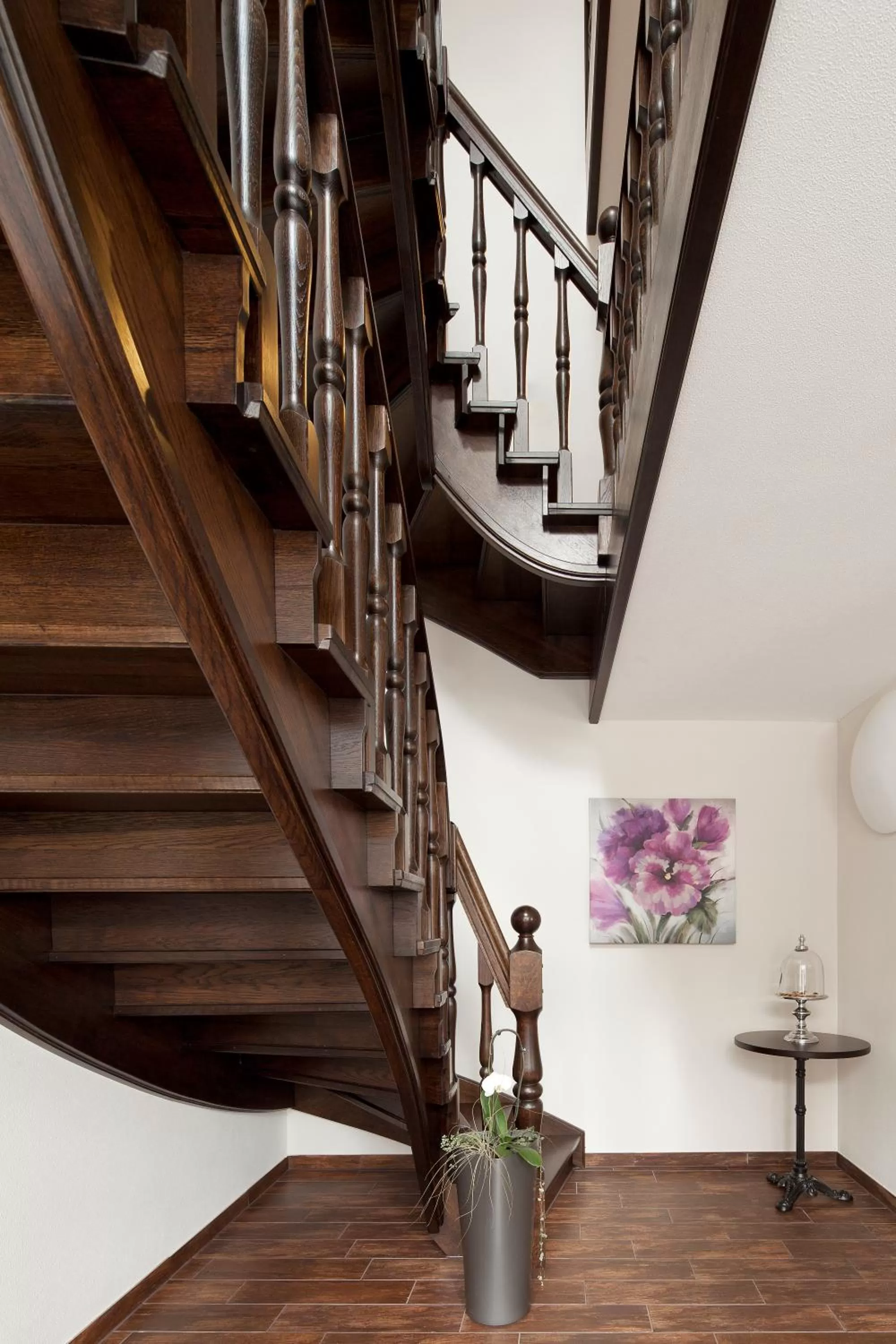 Decorative detail in Zu den Drei Linden