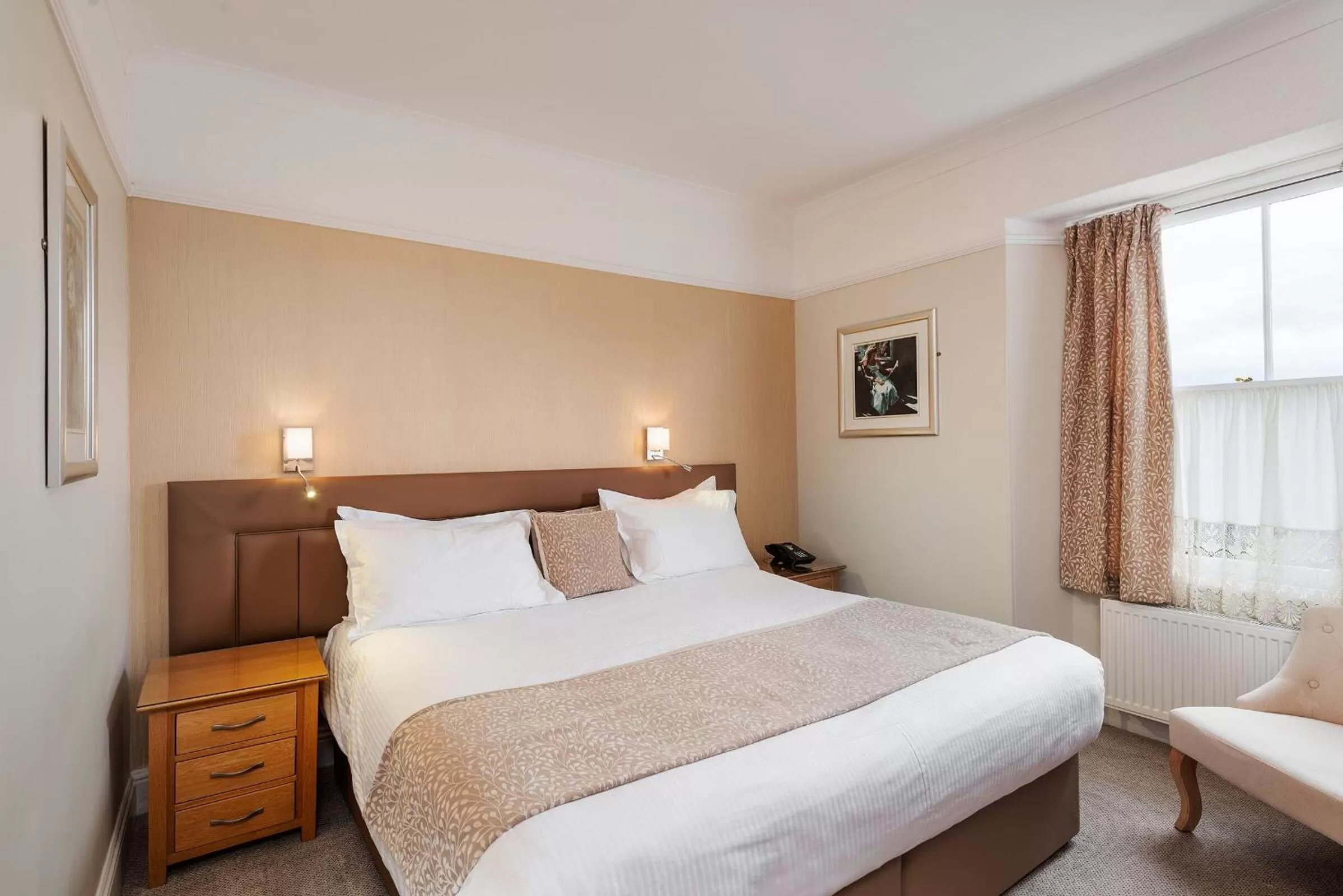 2nd floor Classic Superking / Twin in Invicta Hotel Plymouth