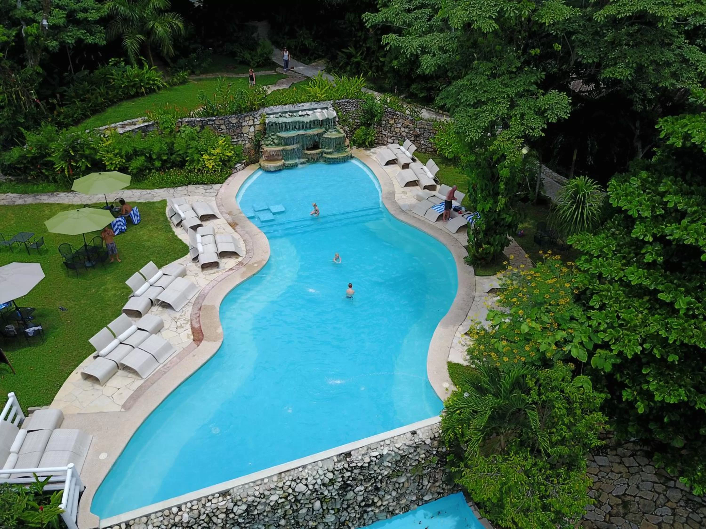 Swimming pool in Hotel La Aldea del Halach Huinic