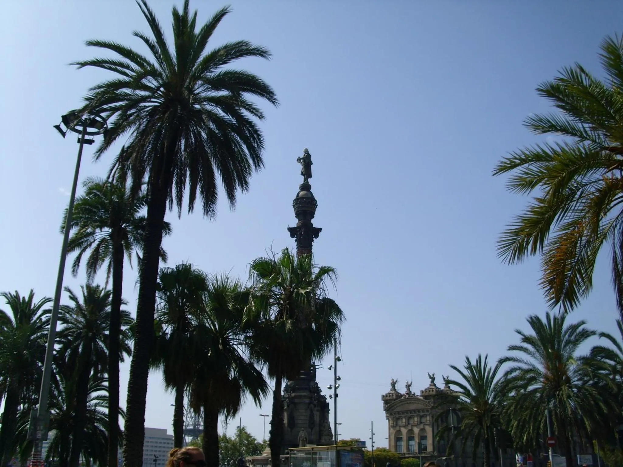 Nearby landmark in Hotel Cantón