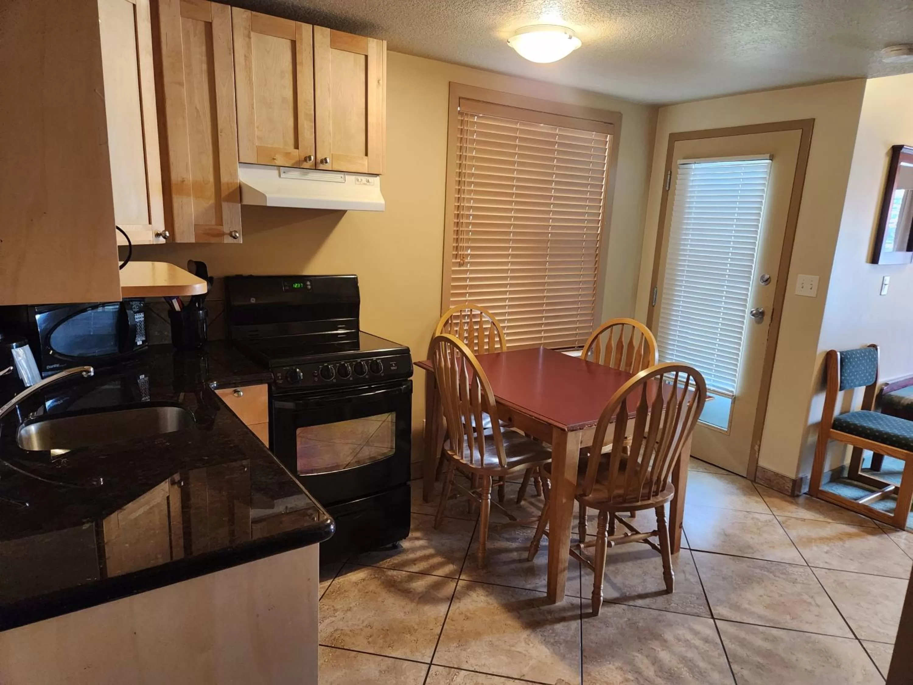 Kitchen or kitchenette in Waterton Lakes Lodge Resort