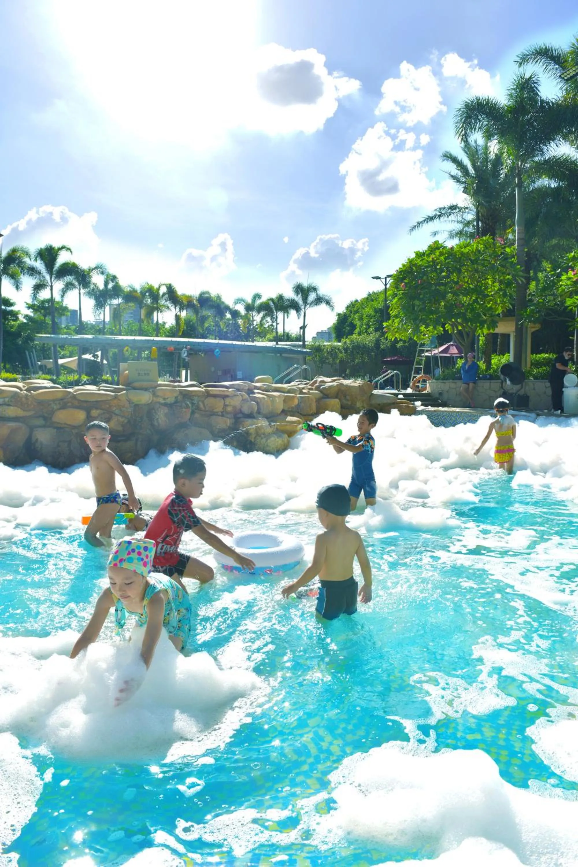 Swimming pool in Crowne Plaza Huizhou by IHG