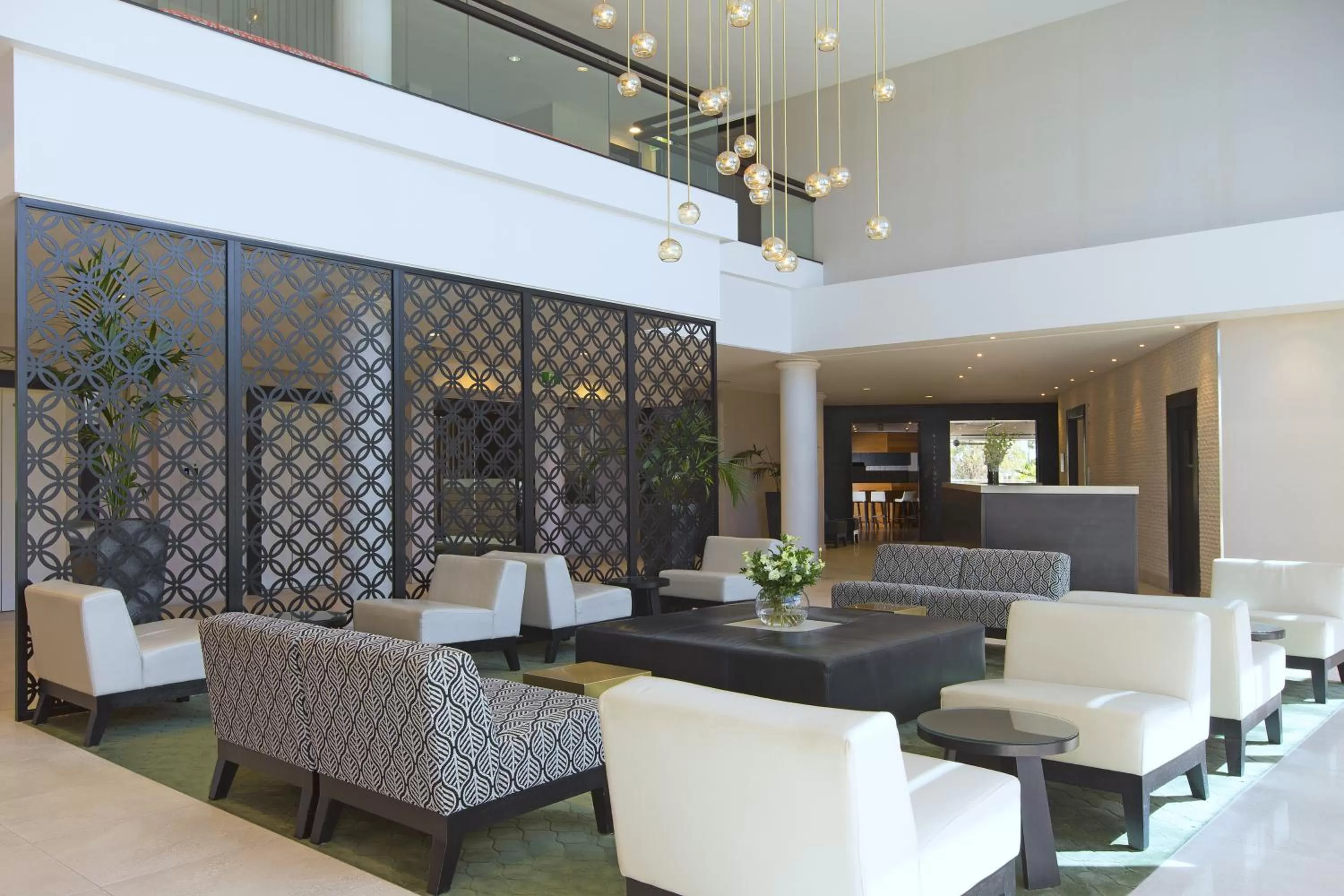 Lobby or reception in Sofitel Noosa Pacific Resort