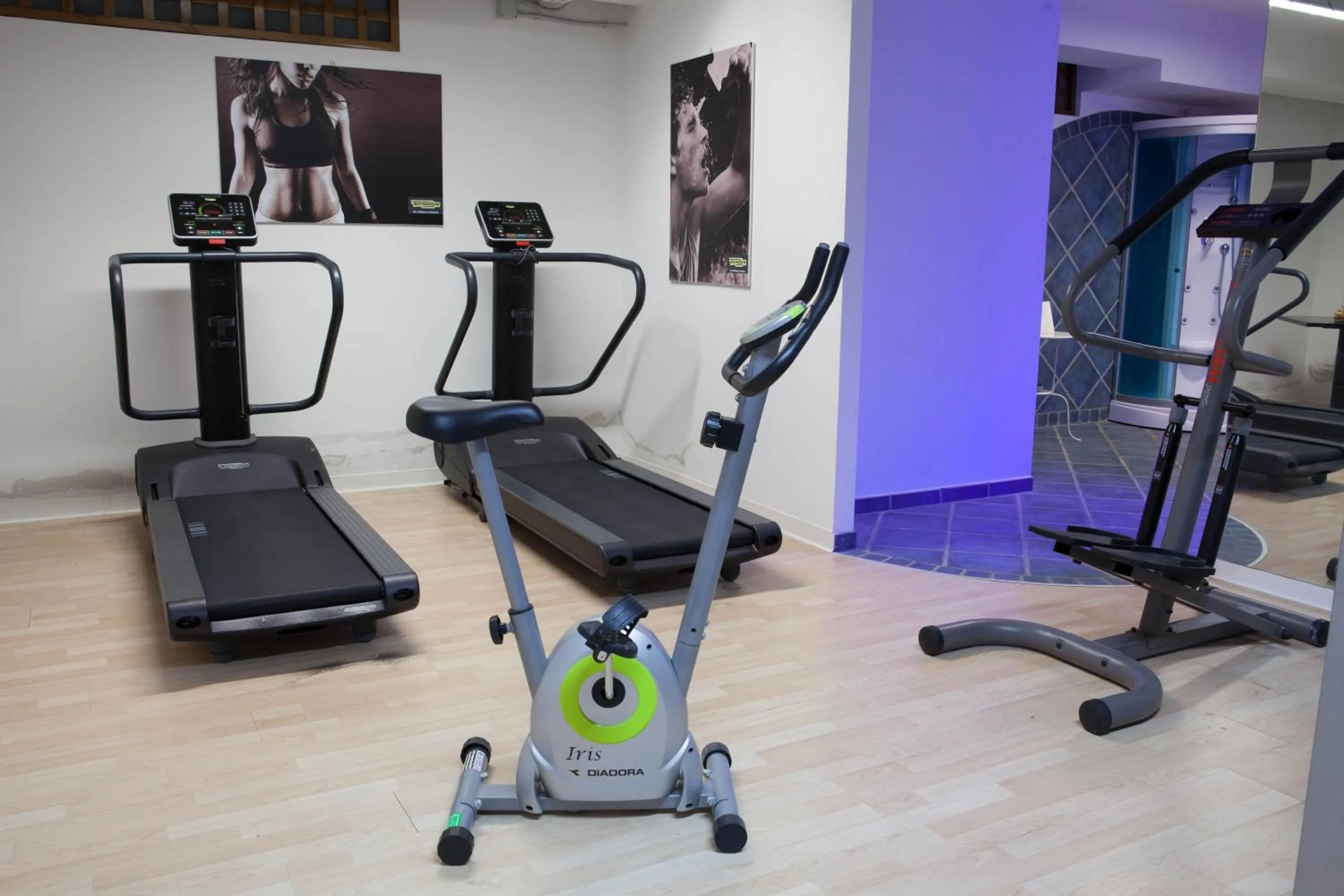 Fitness centre/facilities in Klass Hotel