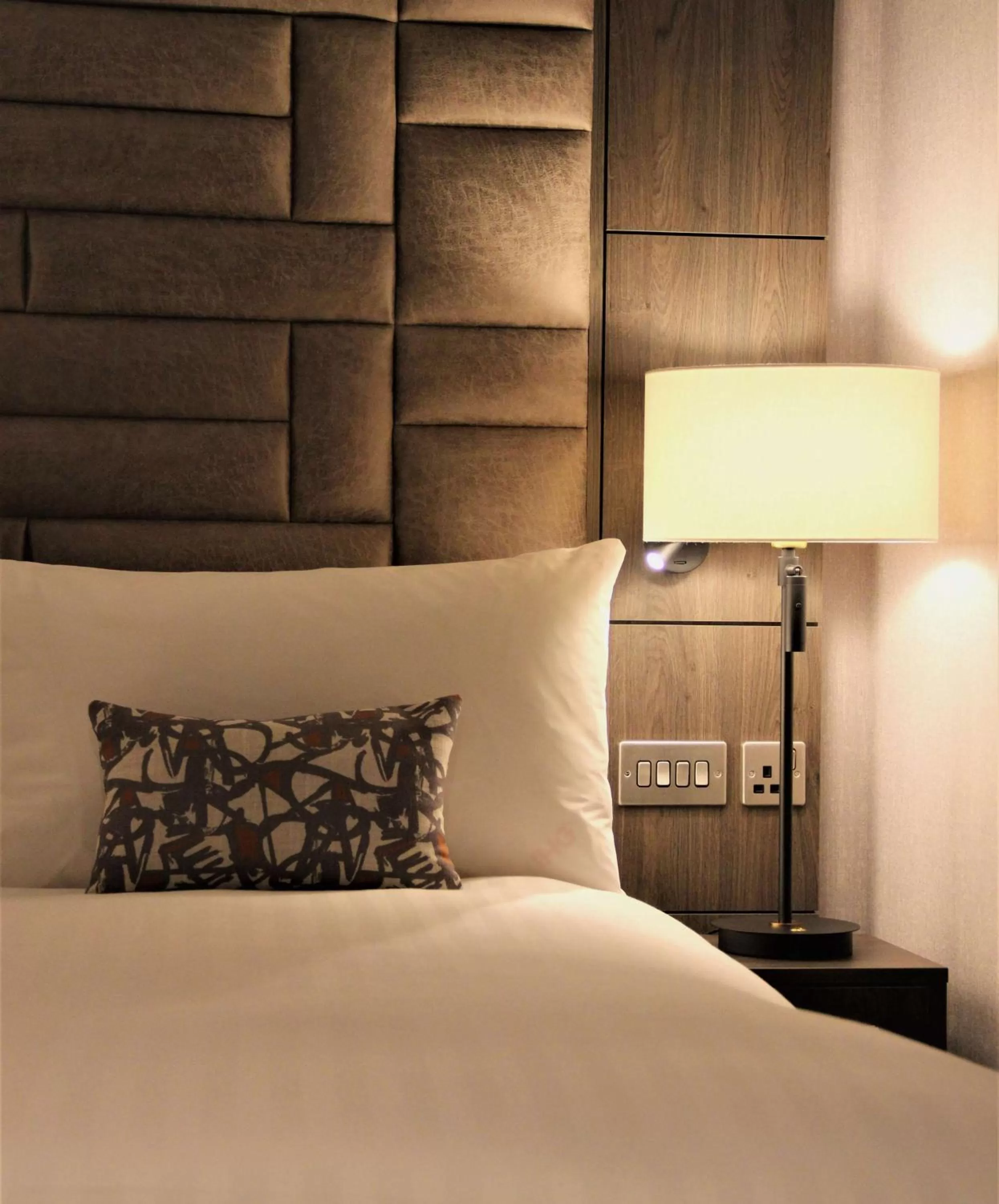 Photo of the whole room, Bed in River Ness Hotel, a member of Radisson Individuals