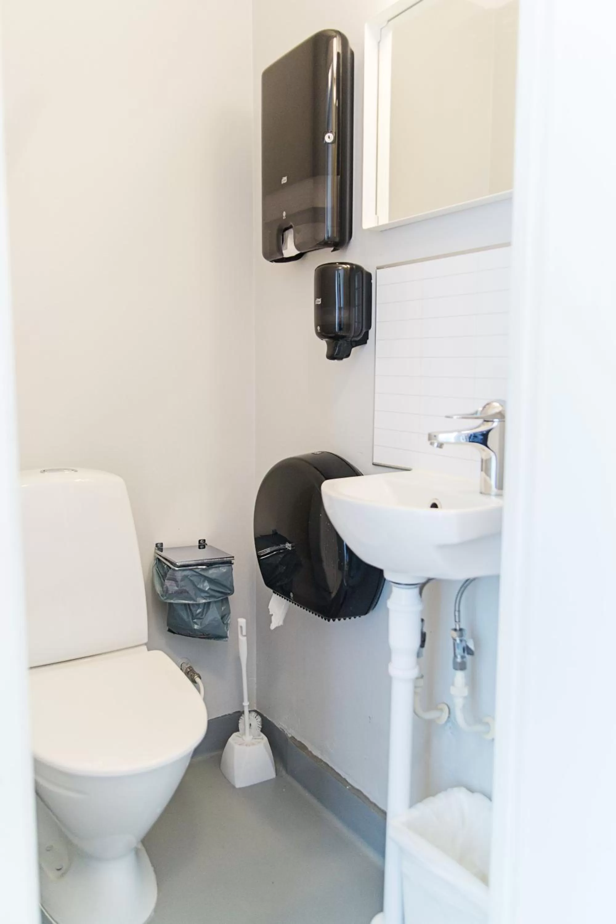 Property building in SPiS Hotel & Hostel