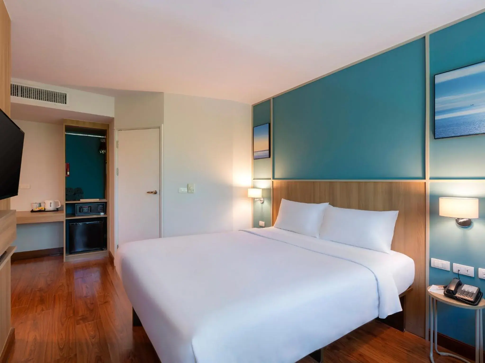 Family Room in Ibis Phuket Patong Family Room in Ibis Phuket Patong