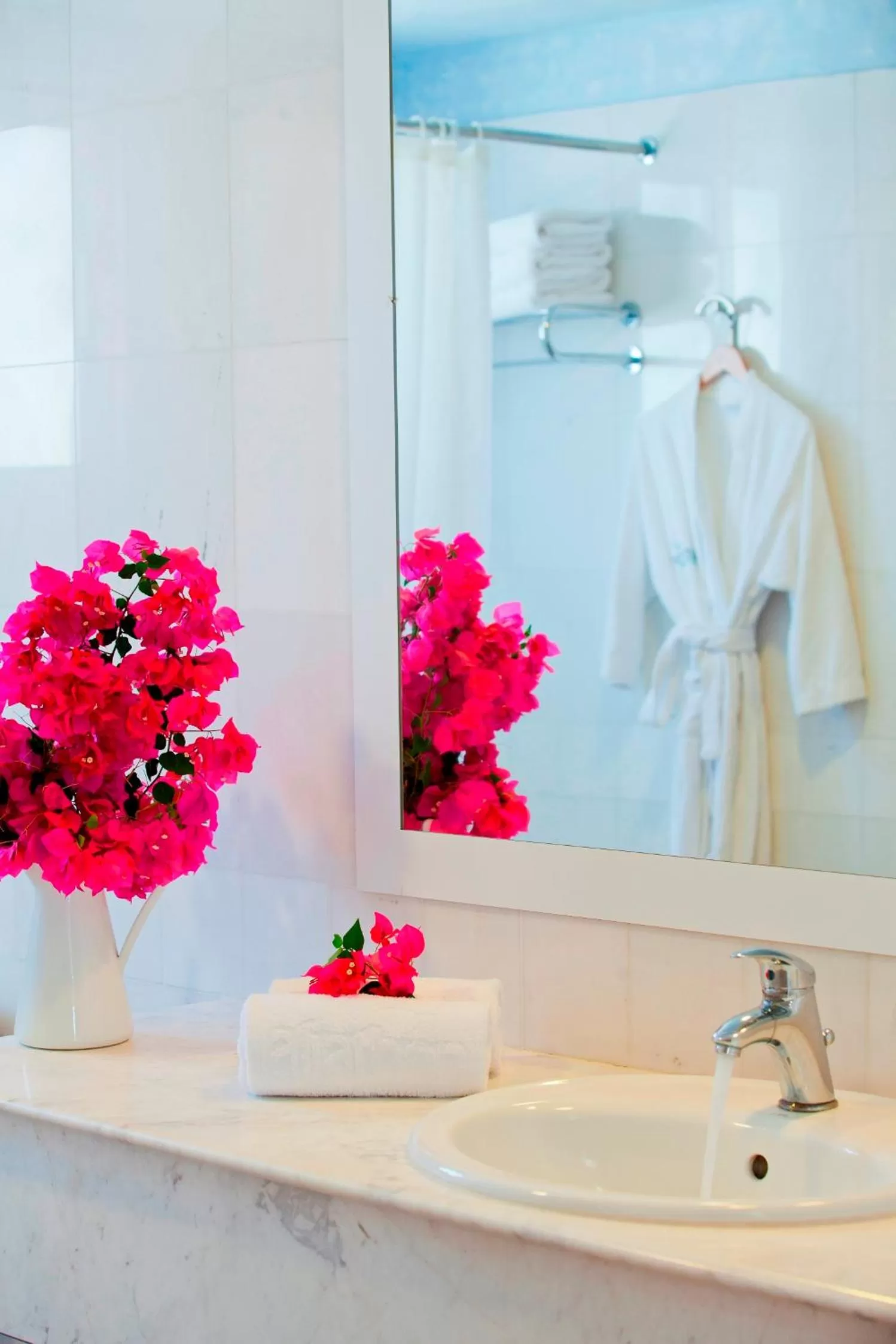 Bathroom in Aliathon Aegean
