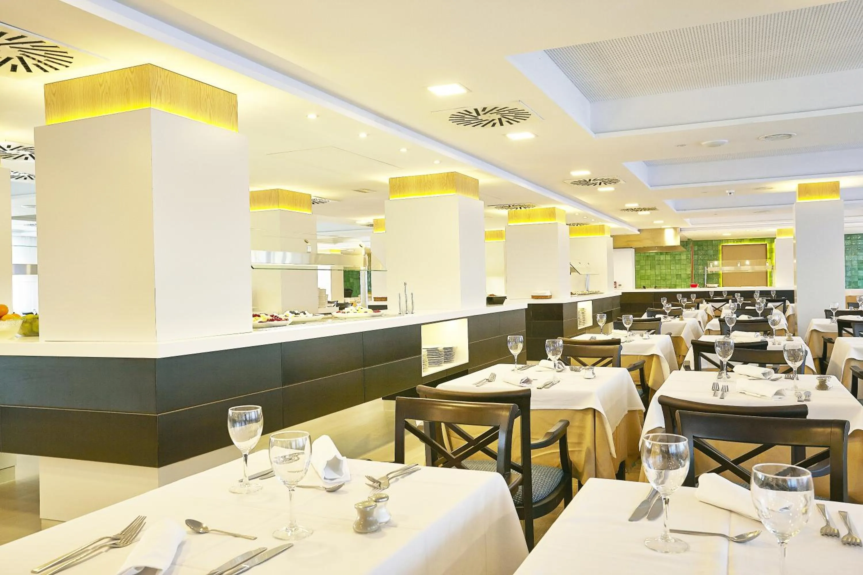 Restaurant/places to eat in Grupotel Acapulco Playa - Adults Only